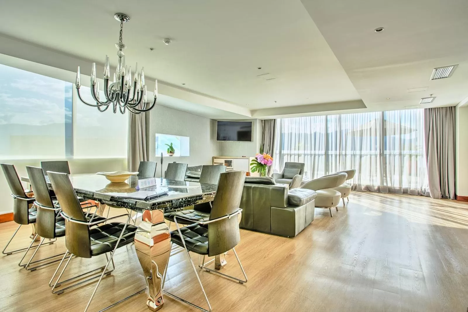 Living room in Hotel San Fernando Plaza