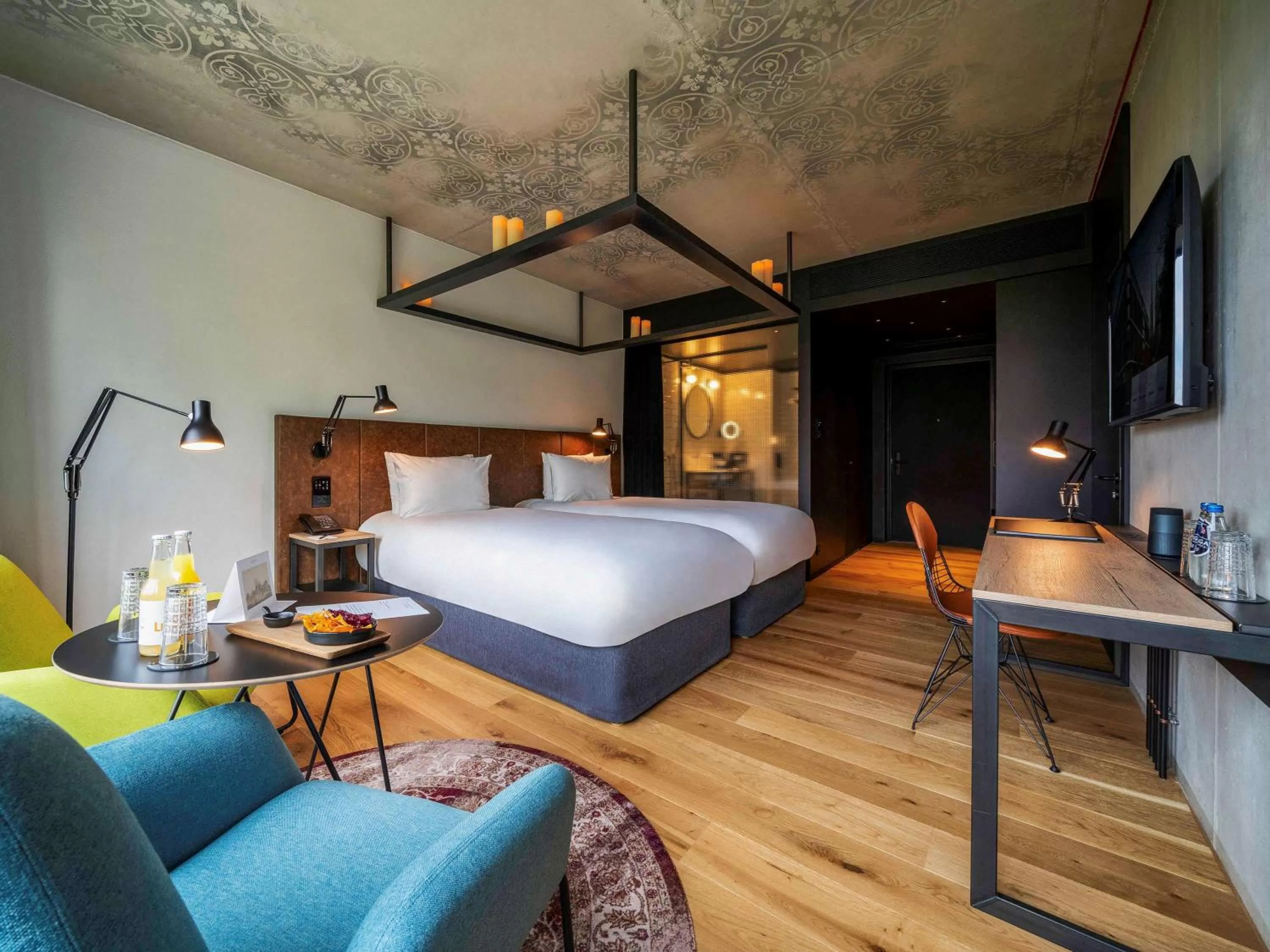 Photo of the whole room, Bed in The Bridge Wroclaw - MGallery