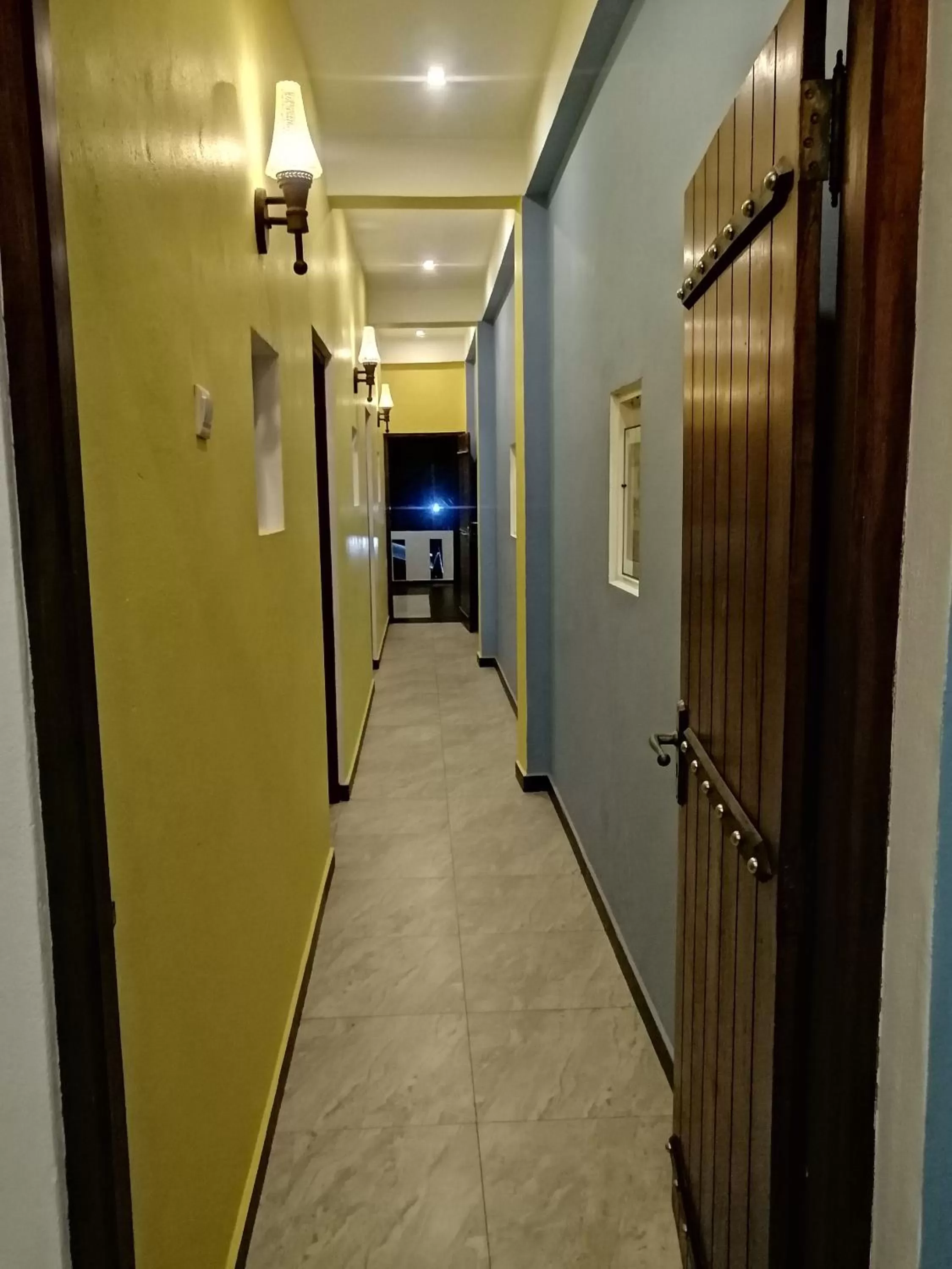 Le Petit Hotel & Restaurant