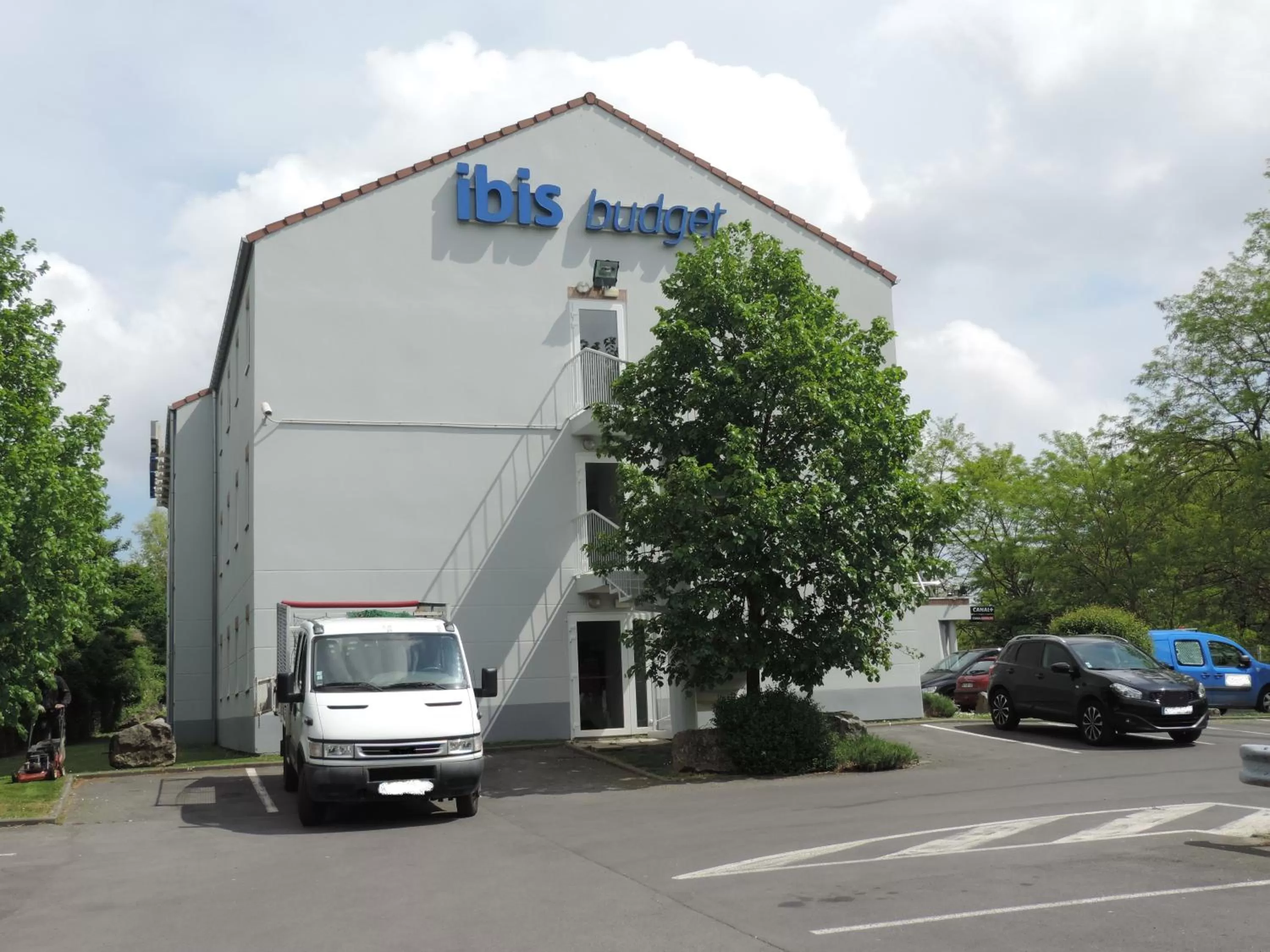 Facade/entrance, Property Building in ibis budget Lille Wasquehal