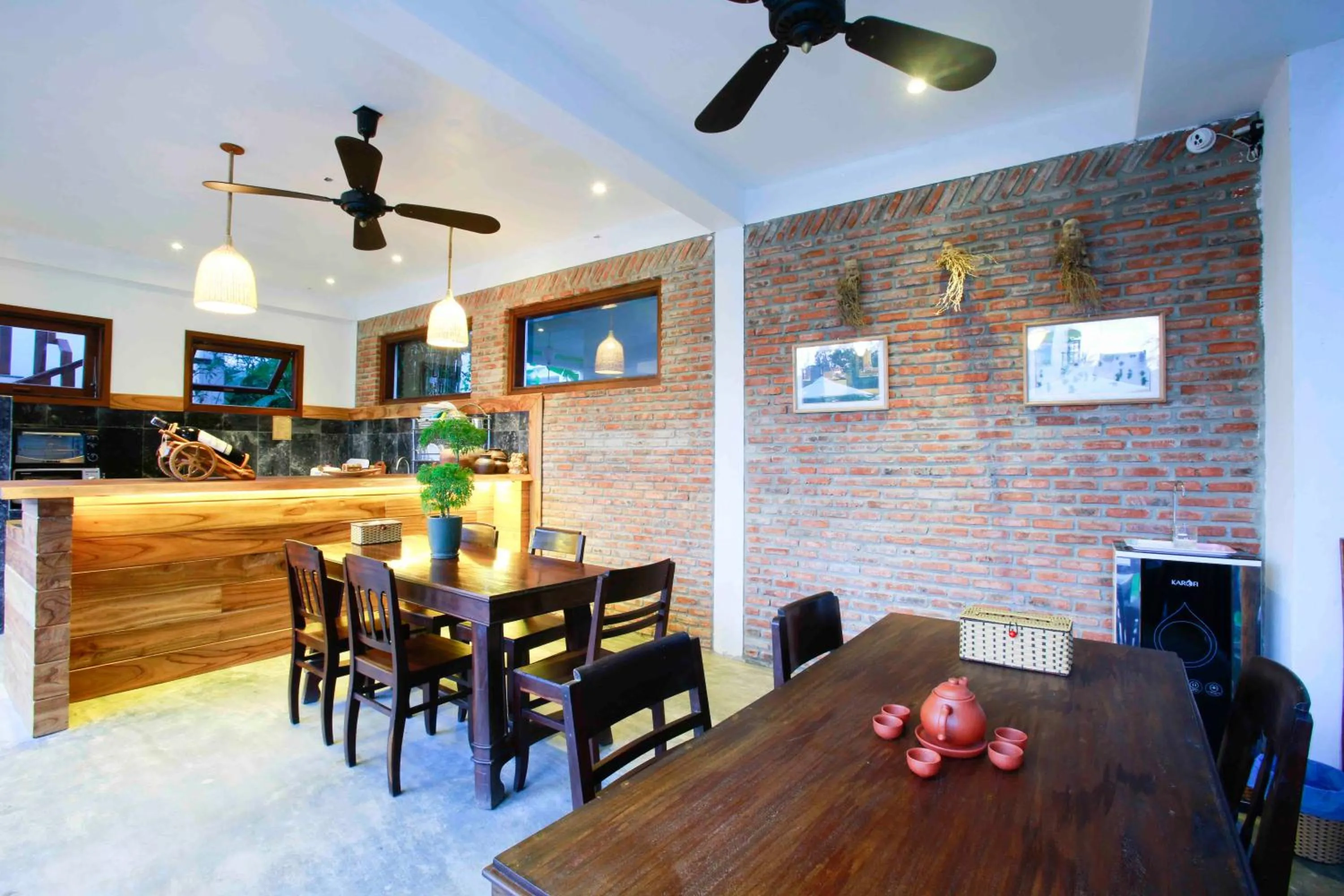 Restaurant/places to eat in Vina Beach Pool Villas