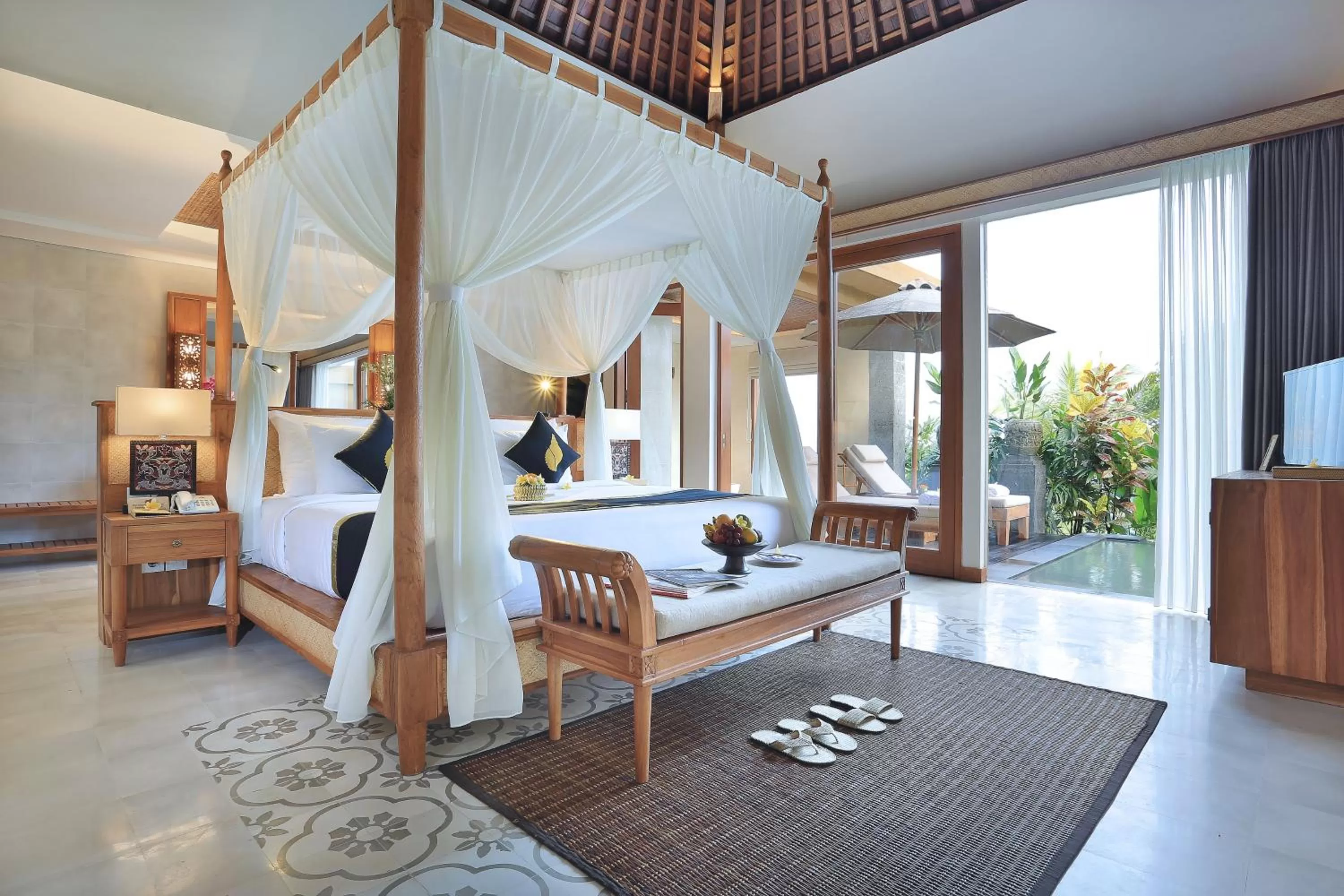 Suite Pool Villa with Daily Afternoon Tea in The Sankara Suites and Villas