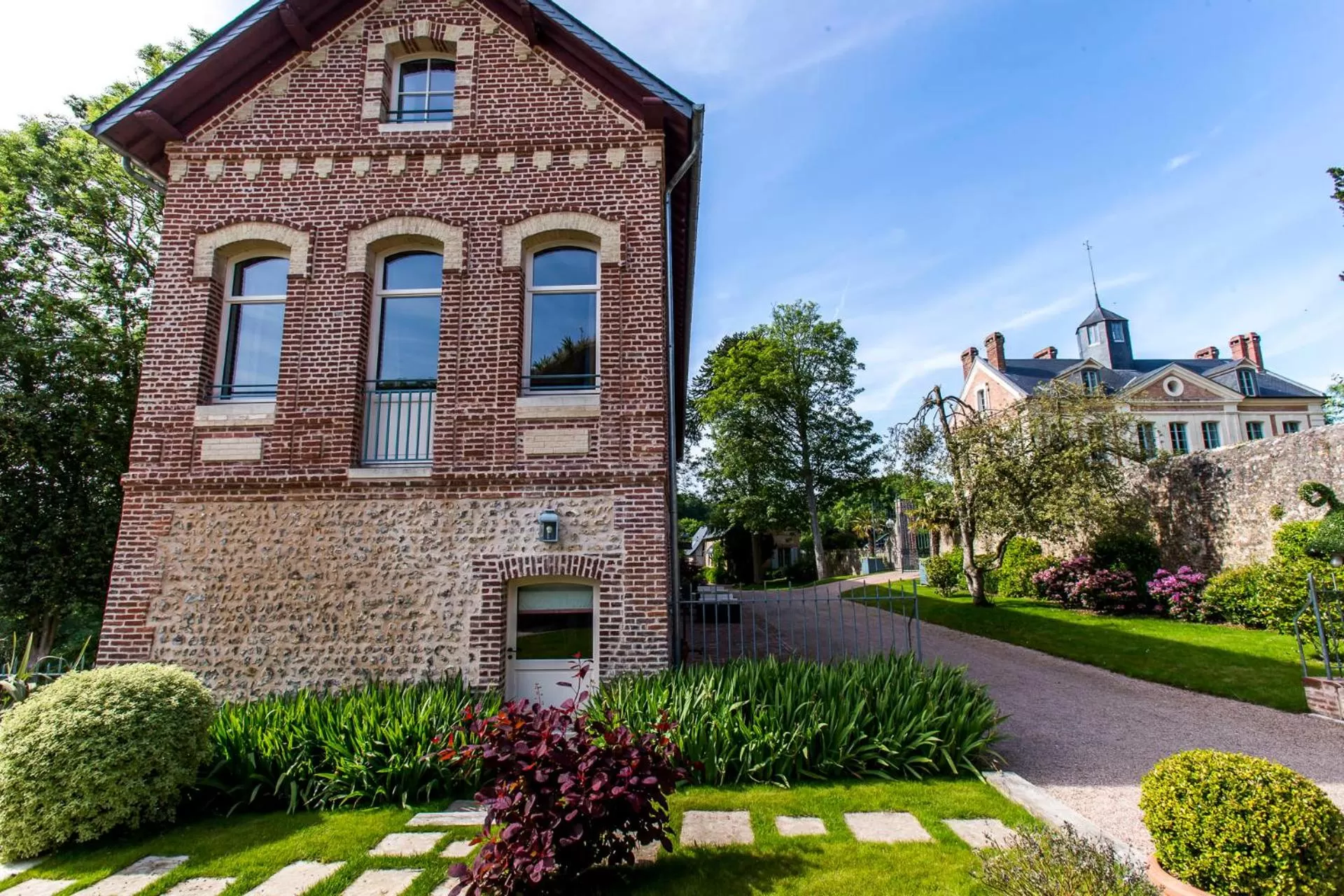 Restaurant/places to eat in Le Clos de Grâce