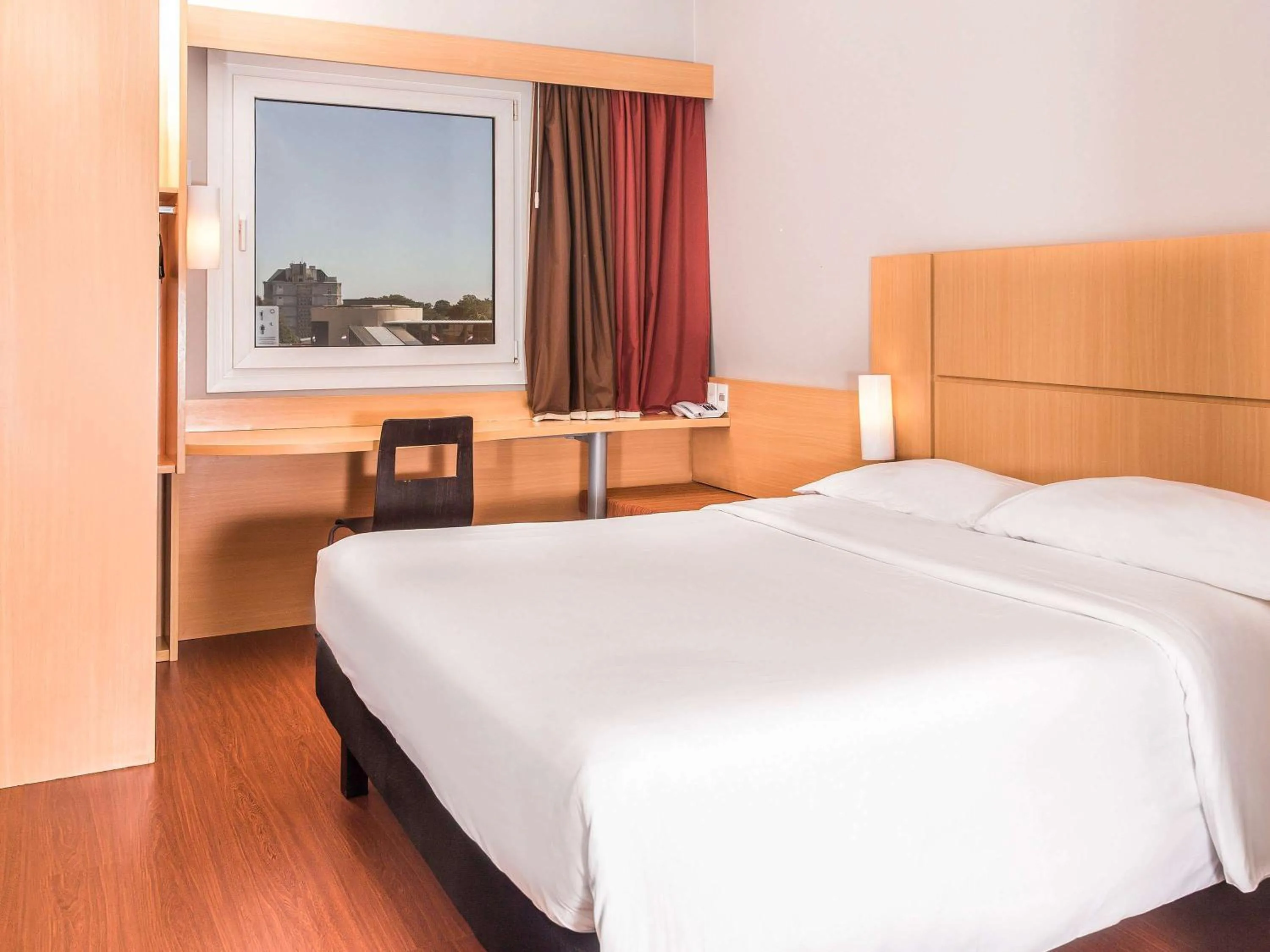 Standard Double Room - single occupancy in ibis Asuncion