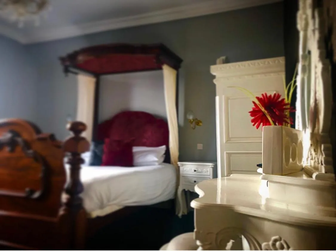 Bed in The Lilly Restaurant With Rooms