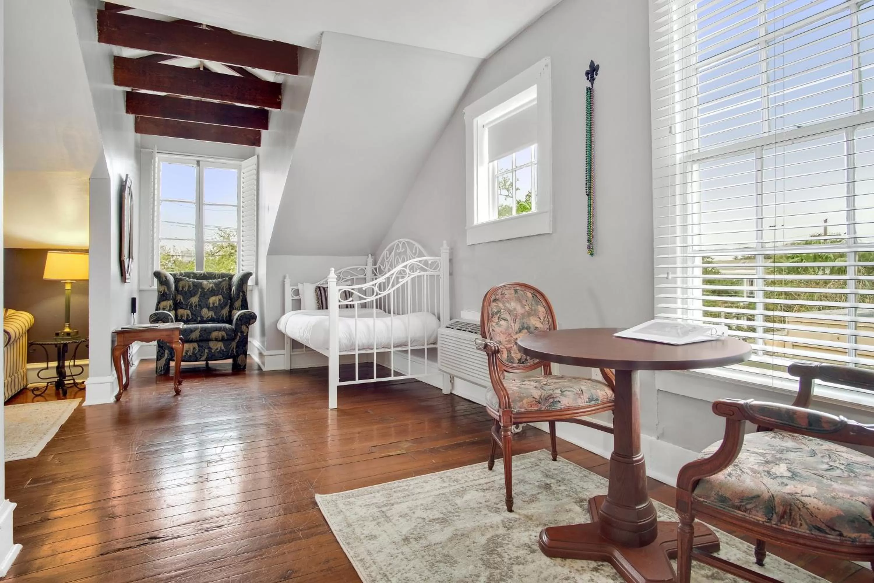 Bed in Rathbone Mansions New Orleans