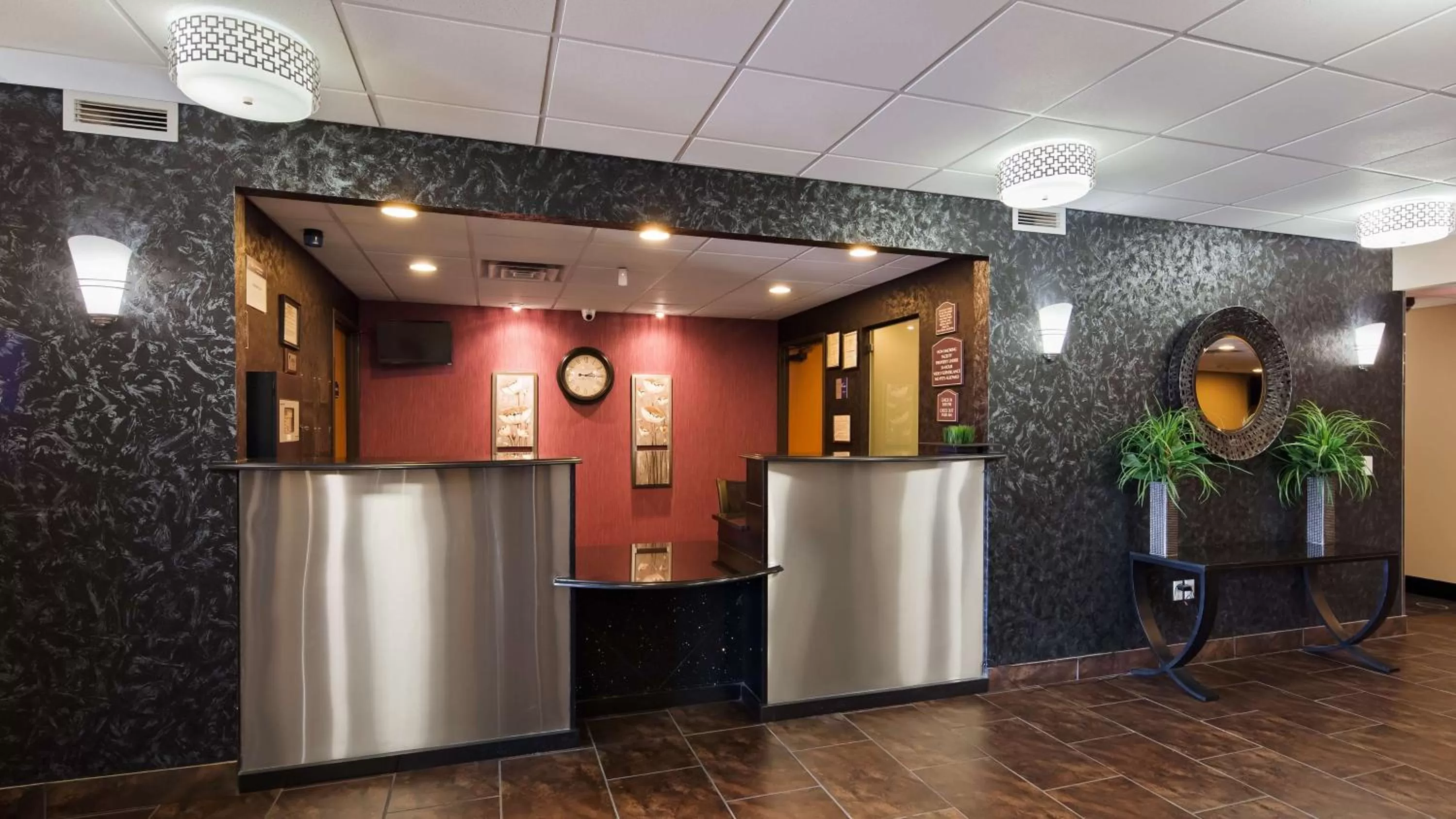 Lobby or reception in Best Western Plover-Stevens Point Hotel & Conference Center