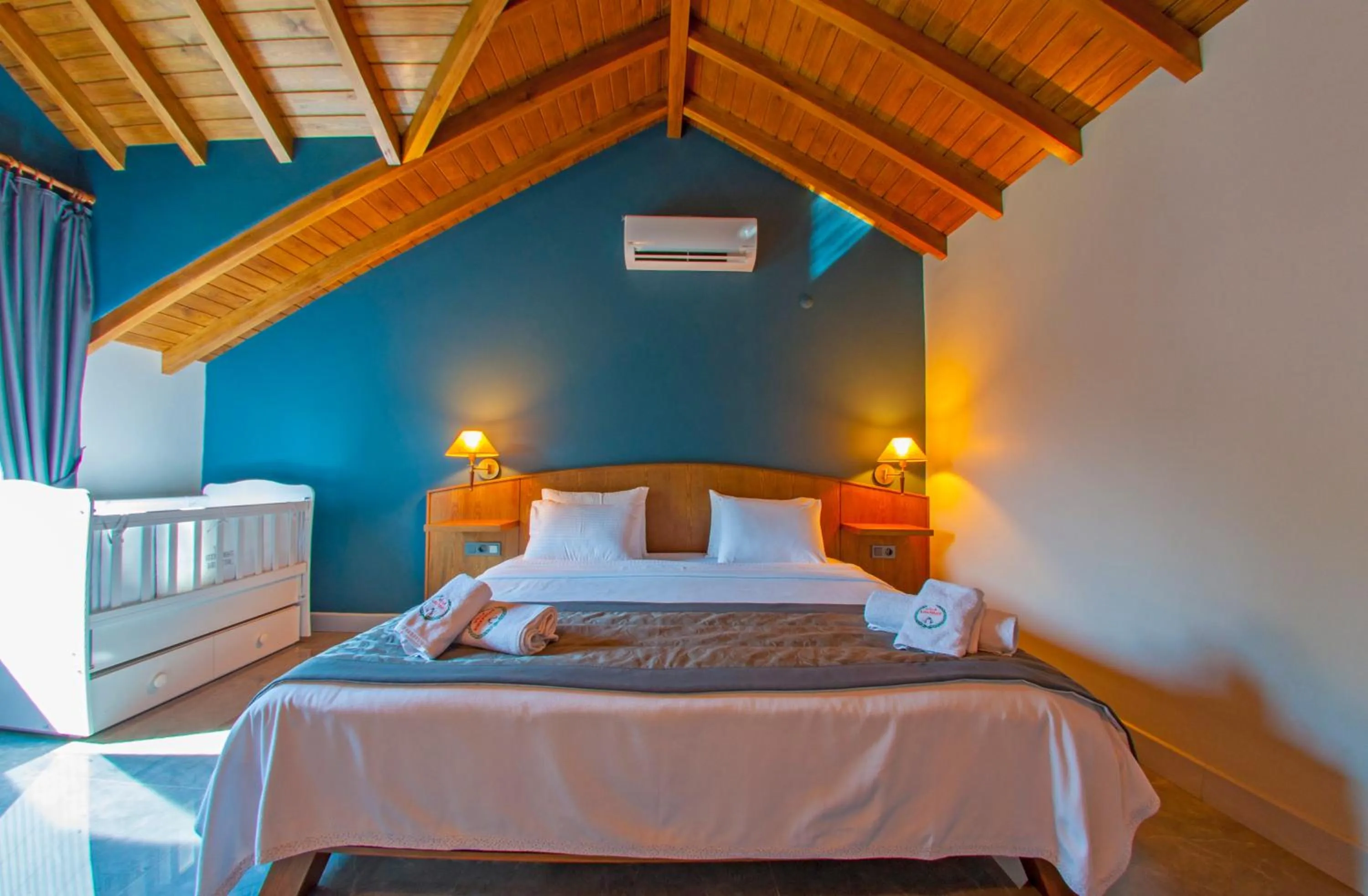 Bedroom, Bed in Villa Kirkpinar Sapanca