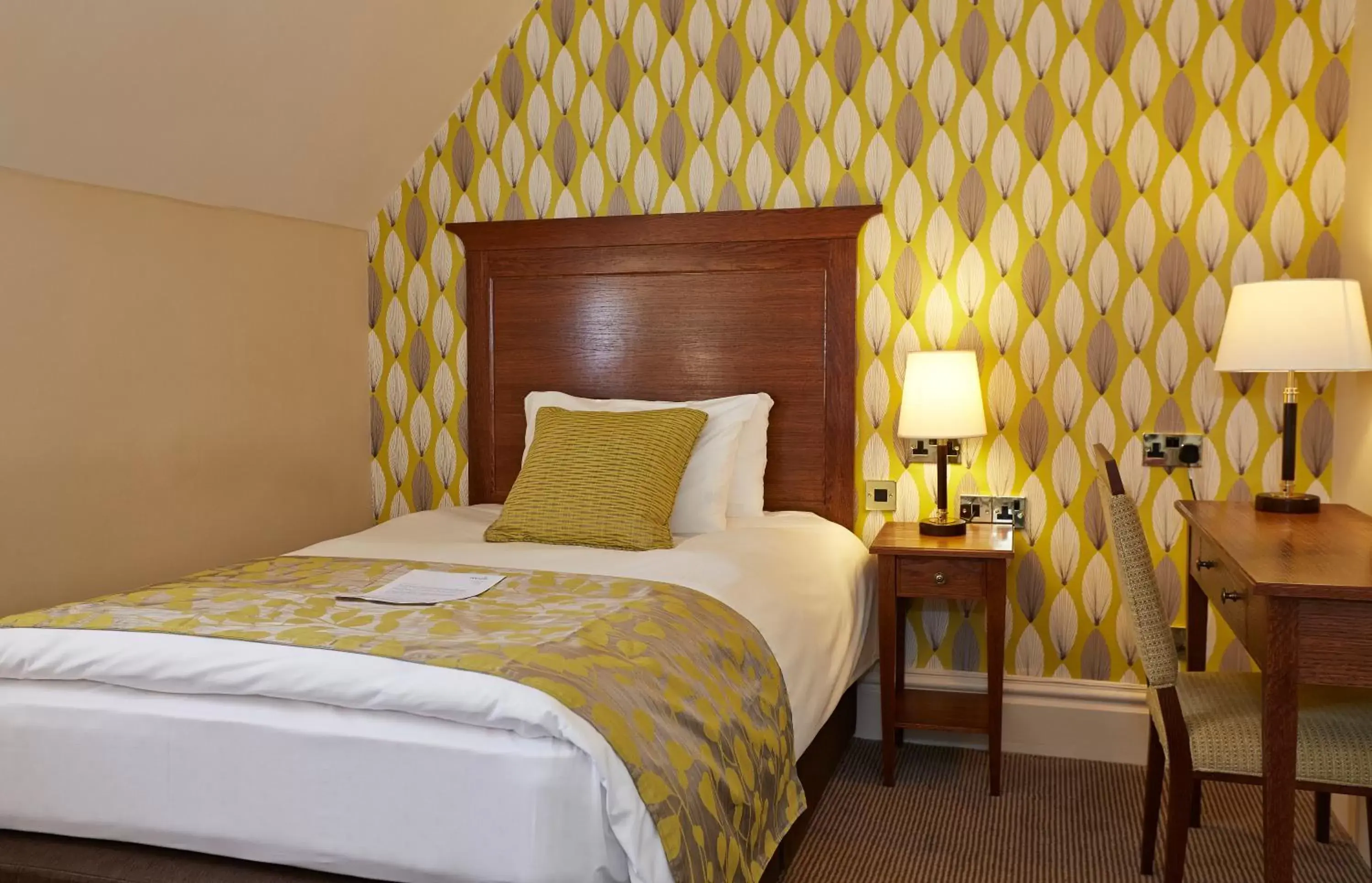 Single Room in Rothley Court Hotel by Greene King Inns Single Room in Rothley Court Hotel by Greene King Inns