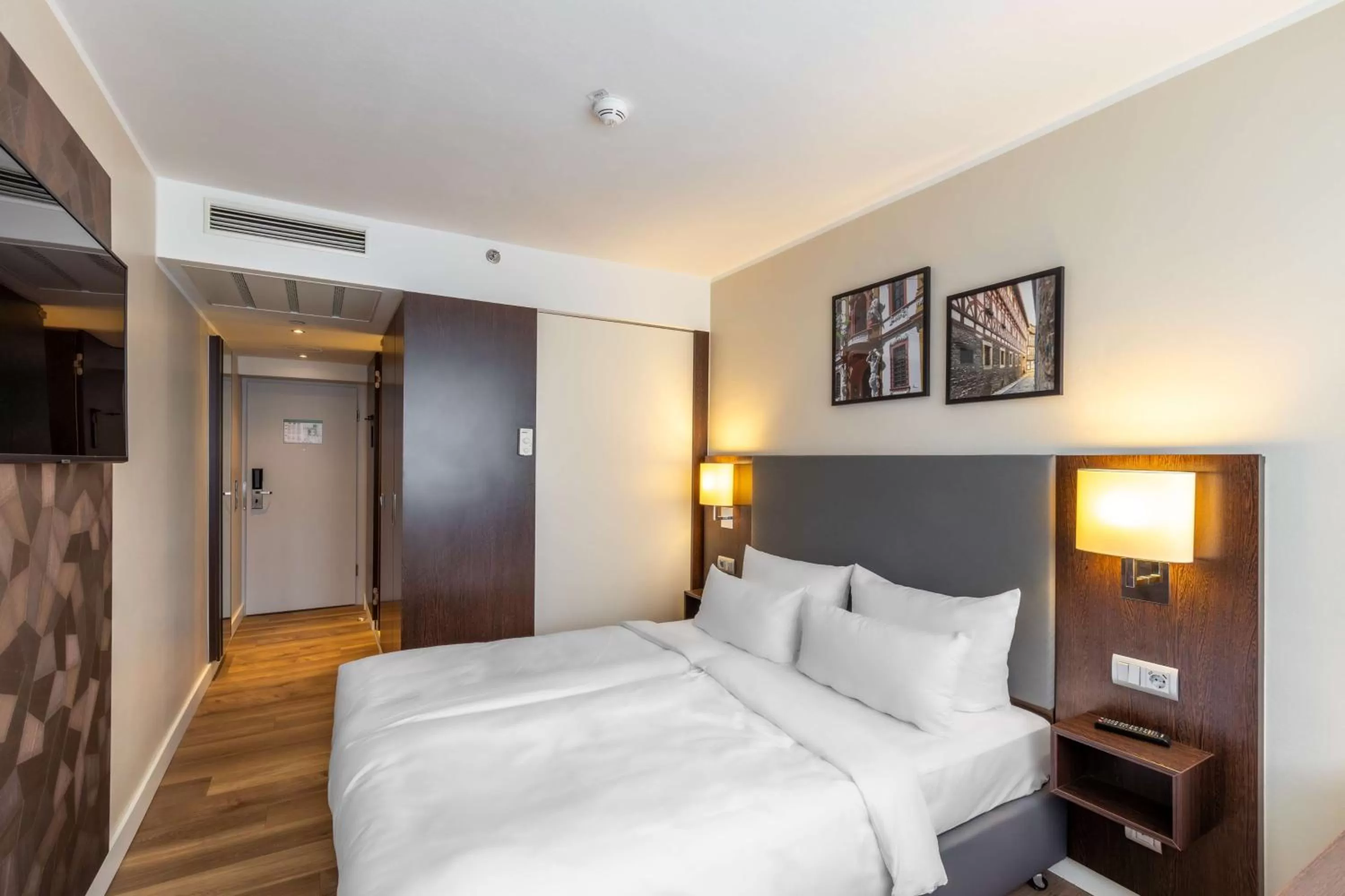 Bedroom, Bed in Radisson Blu Hotel Erfurt