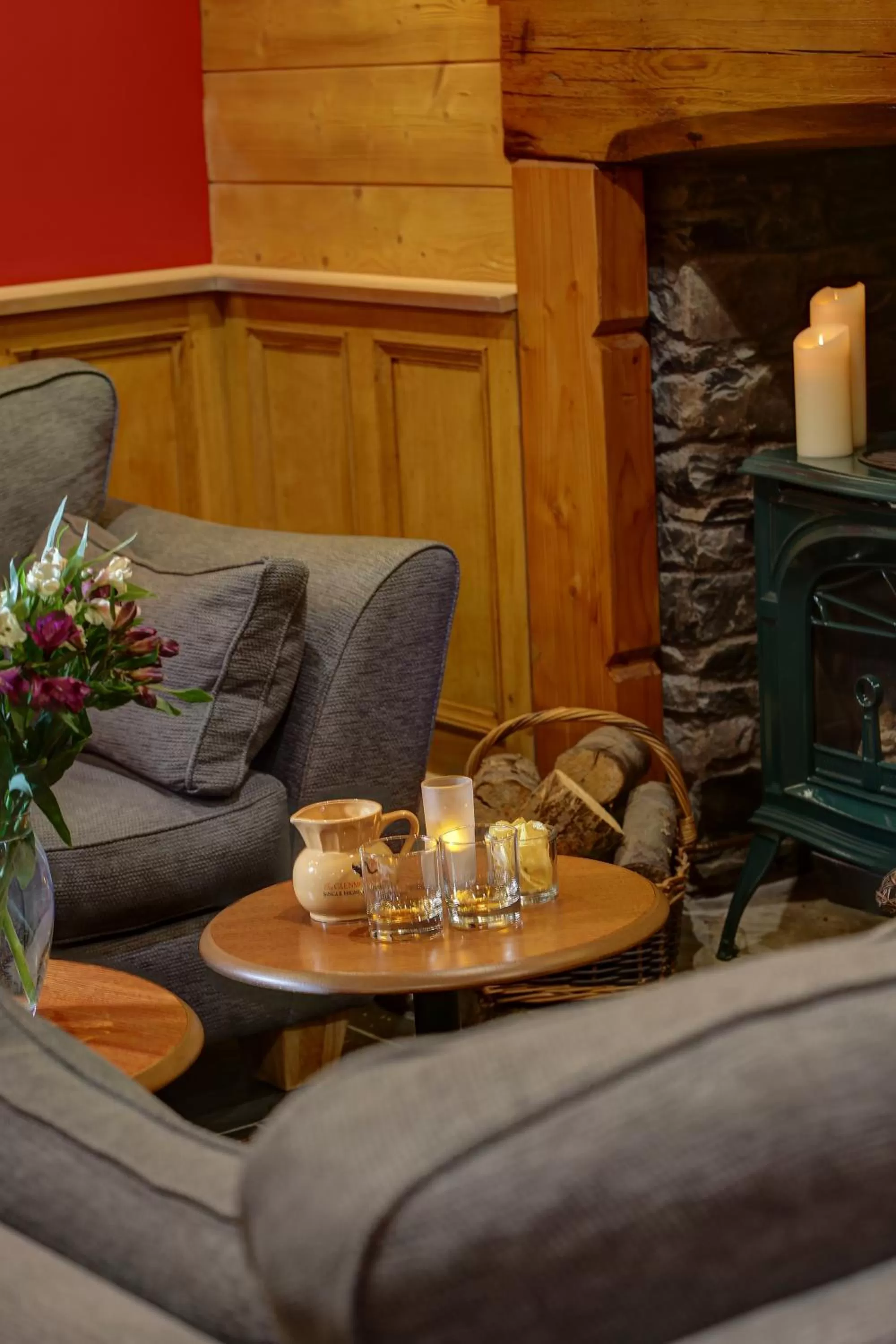 Restaurant/places to eat in All Seasons Philipburn, BW Signature Collection