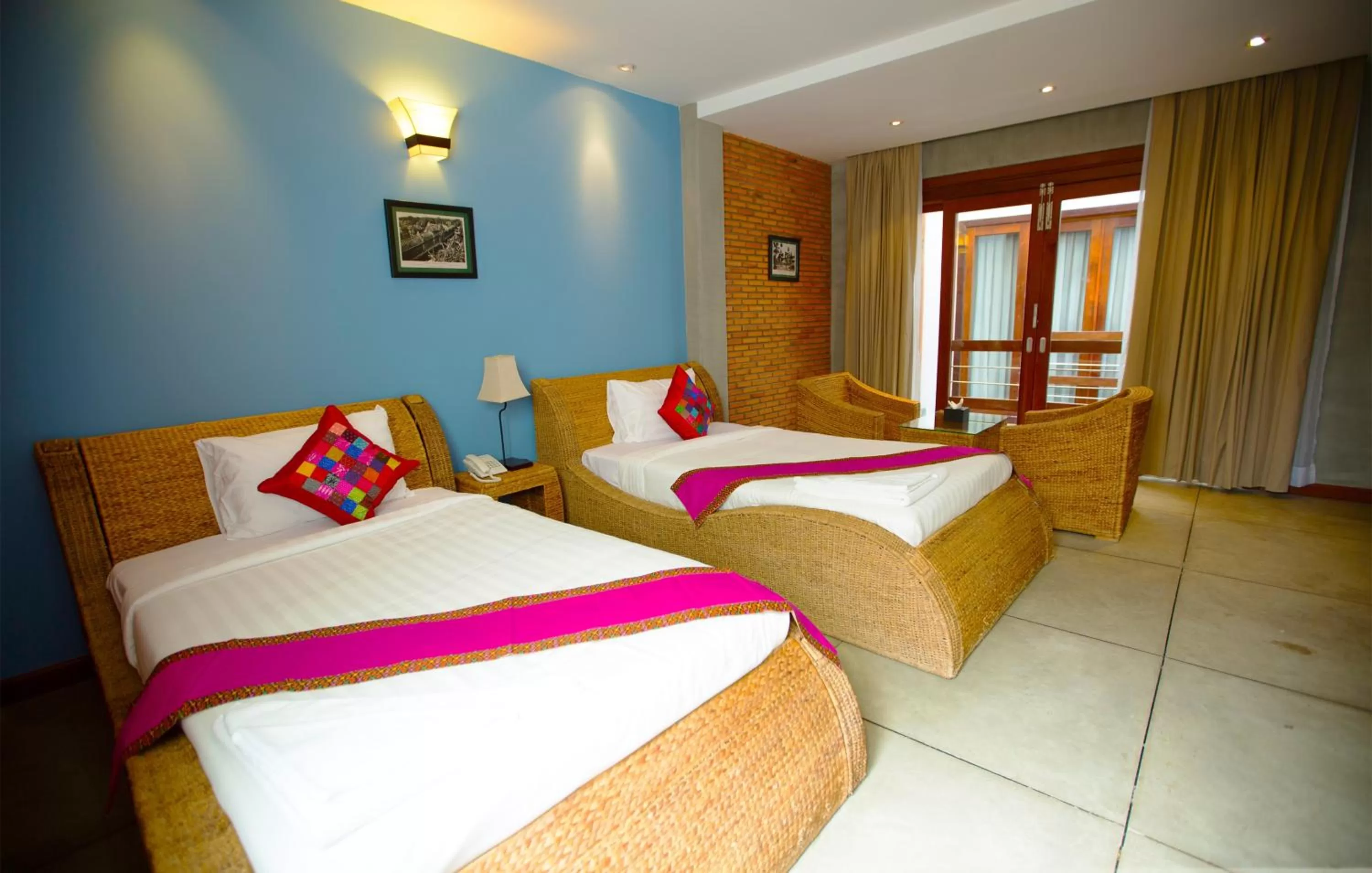 Deluxe Twin Room in Saravoan Royal Palace