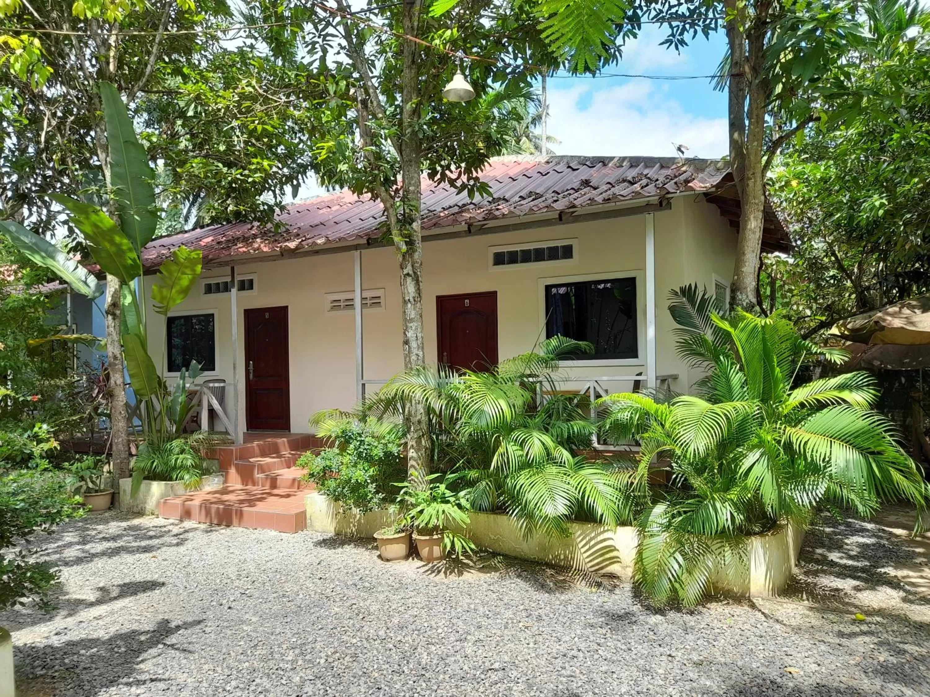 Property building in Green Mango Bungalows