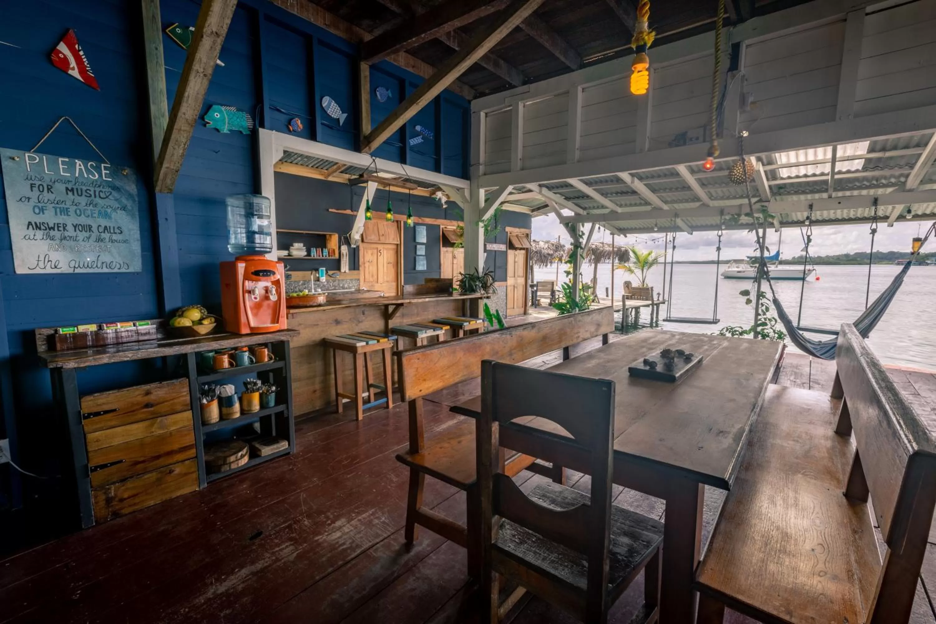 Patio, Restaurant/Places to Eat in Barrbra BnB Over The Sea