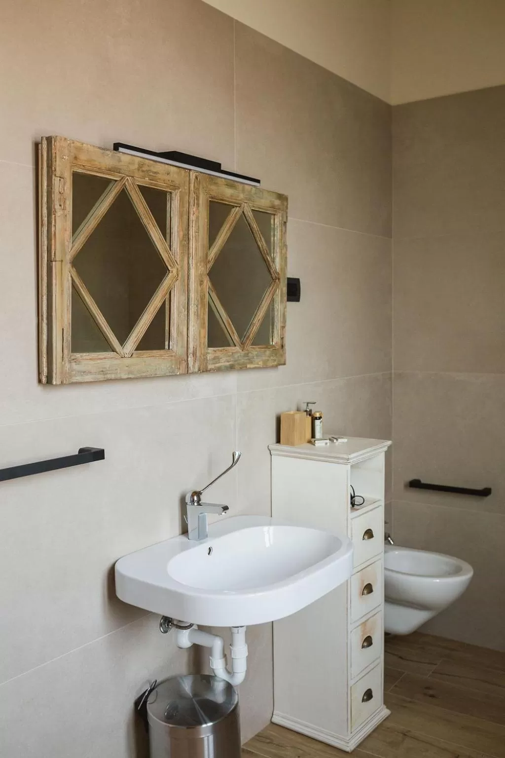 Shower in Corte Mira