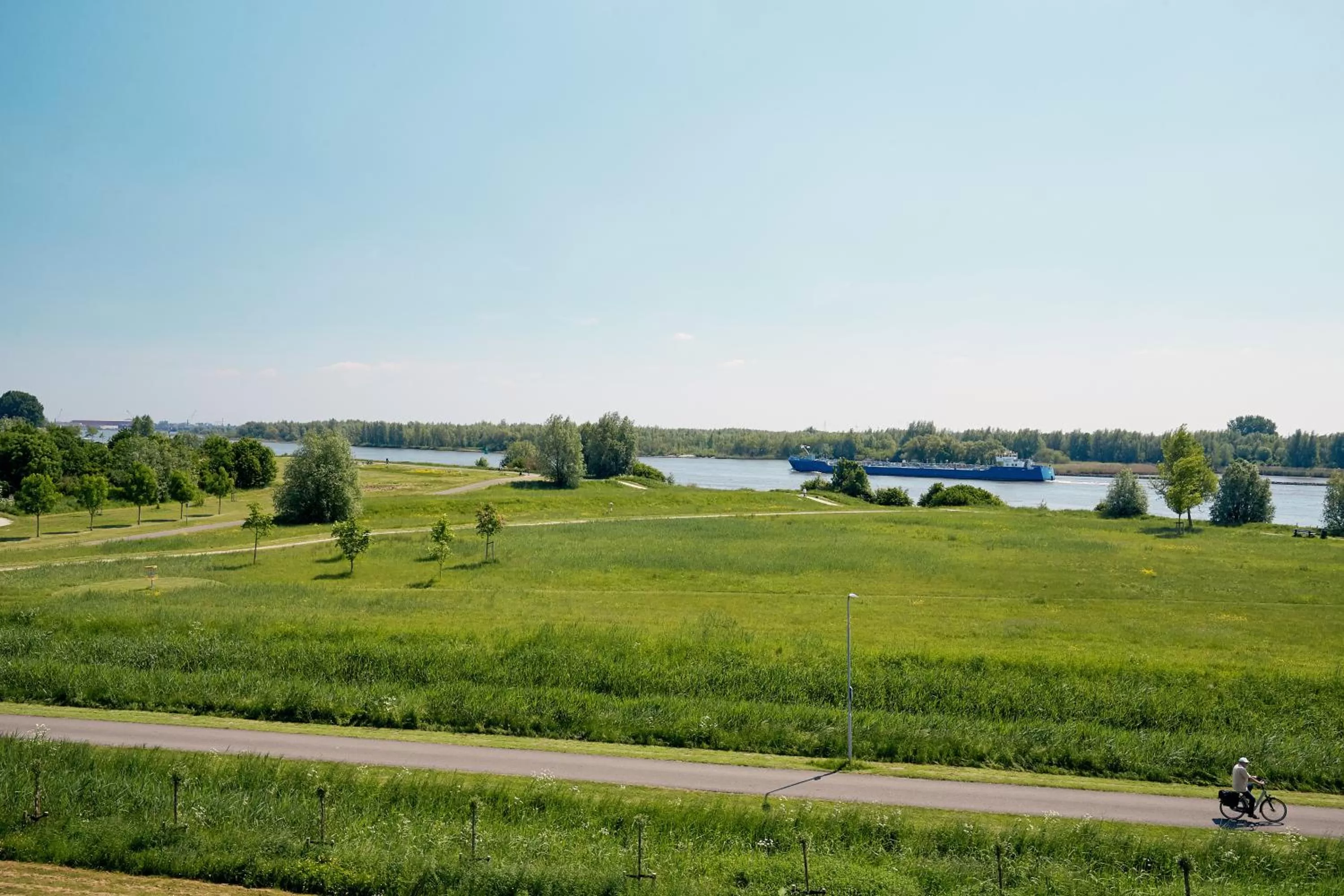 River view in Van der Valk Hotel ARA Zwijndrecht