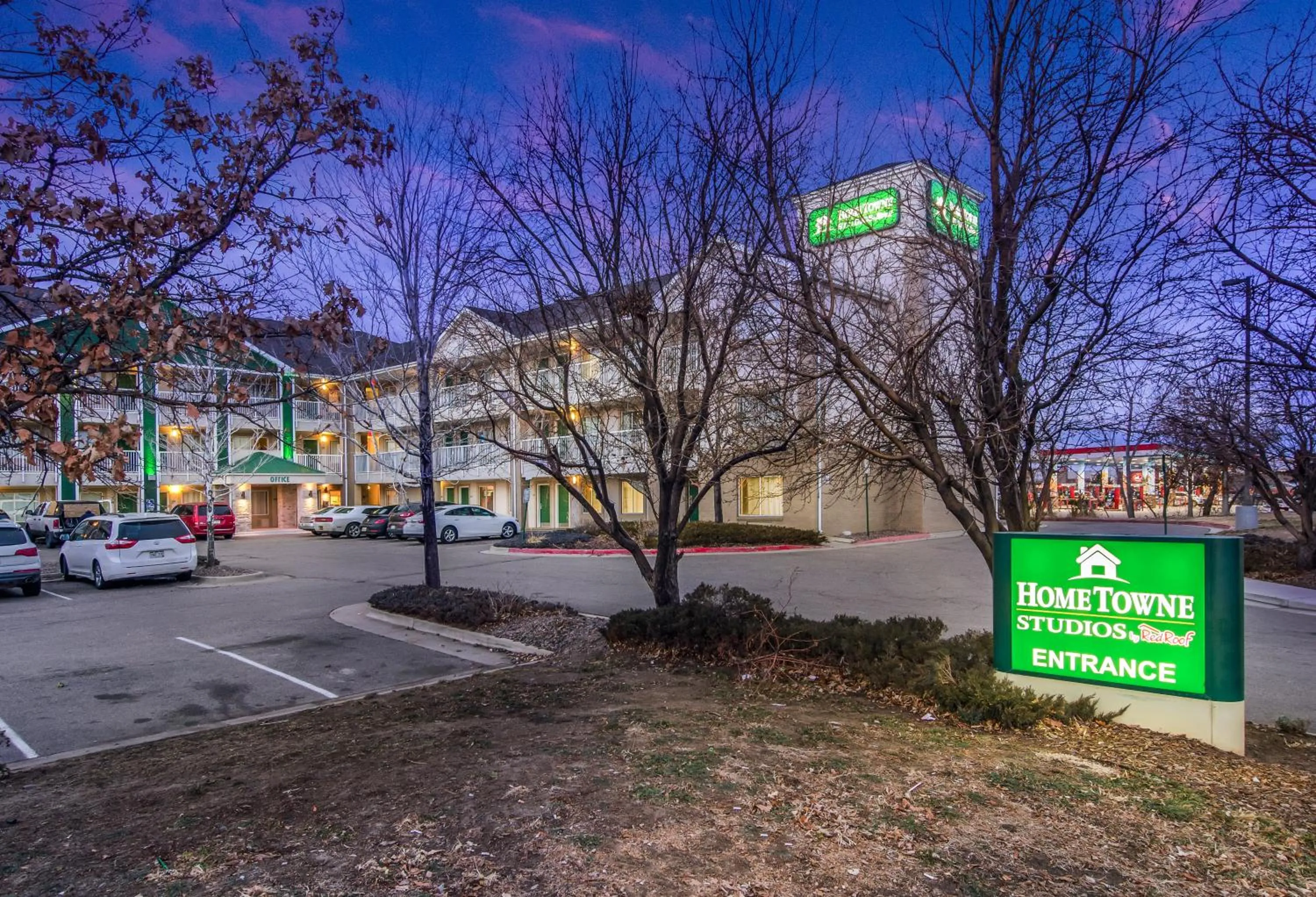 Property building in HomeTowne Studios by Red Roof Denver - Airport/Aurora