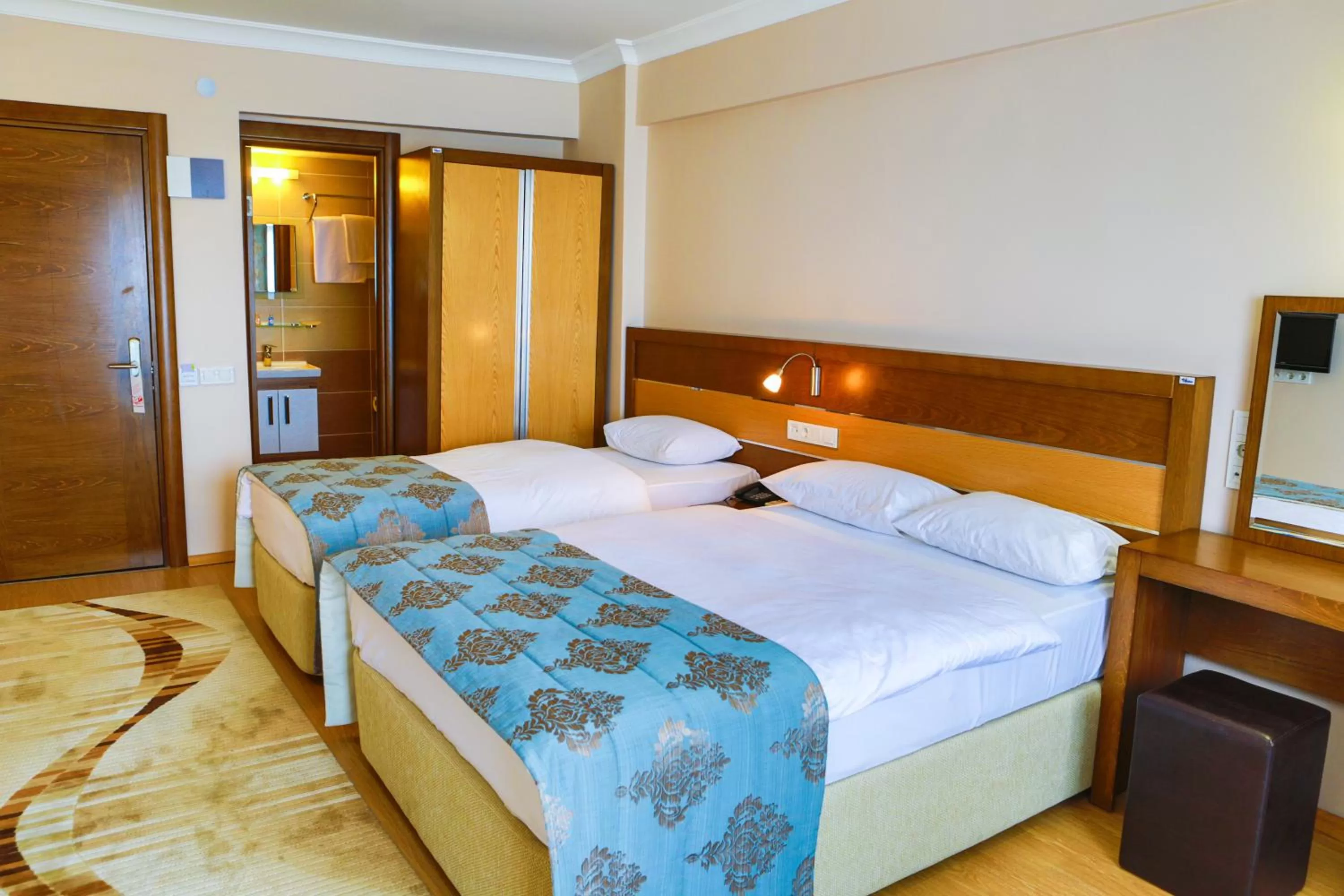 Photo of the whole room in Perla Hotel