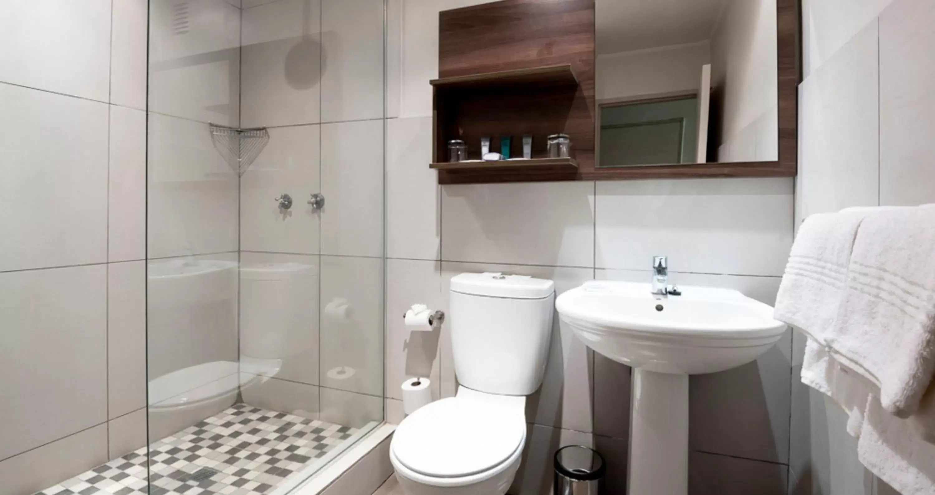 Family Room - single occupancy in ANEW Hotel Hluhluwe Family Room - single occupancy in ANEW Hotel Hluhluwe