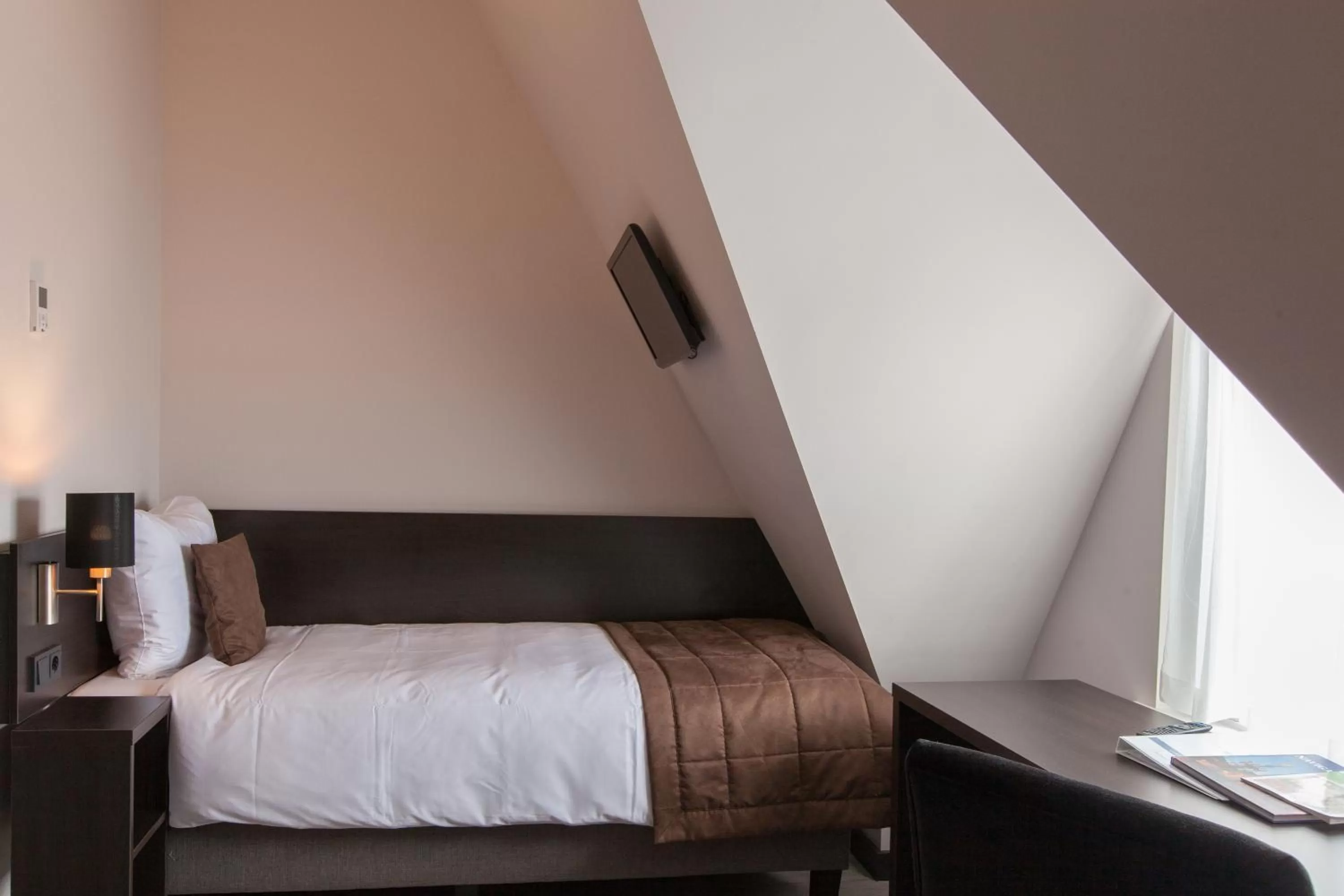 Photo of the whole room, Bed in Best Western Hotel Den Haag