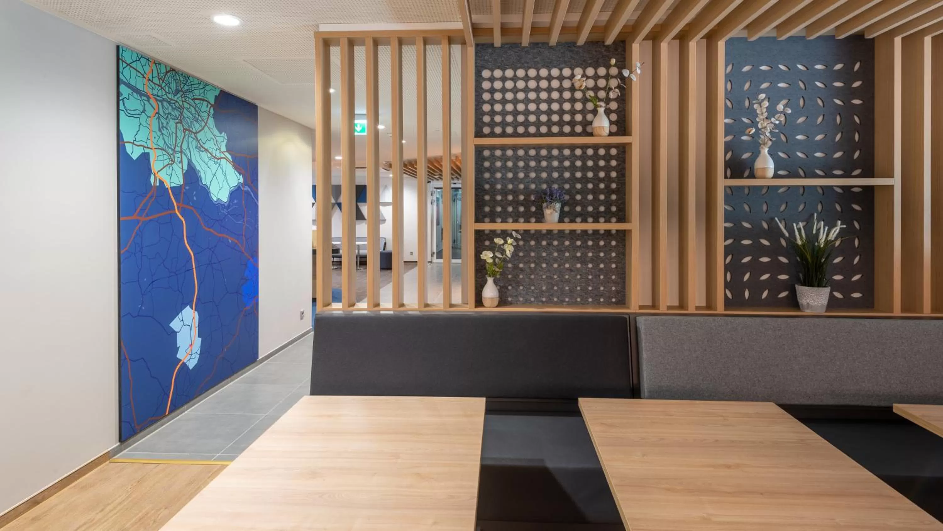 Breakfast in Holiday Inn Express - Hamburg South A7-AS42 by IHG