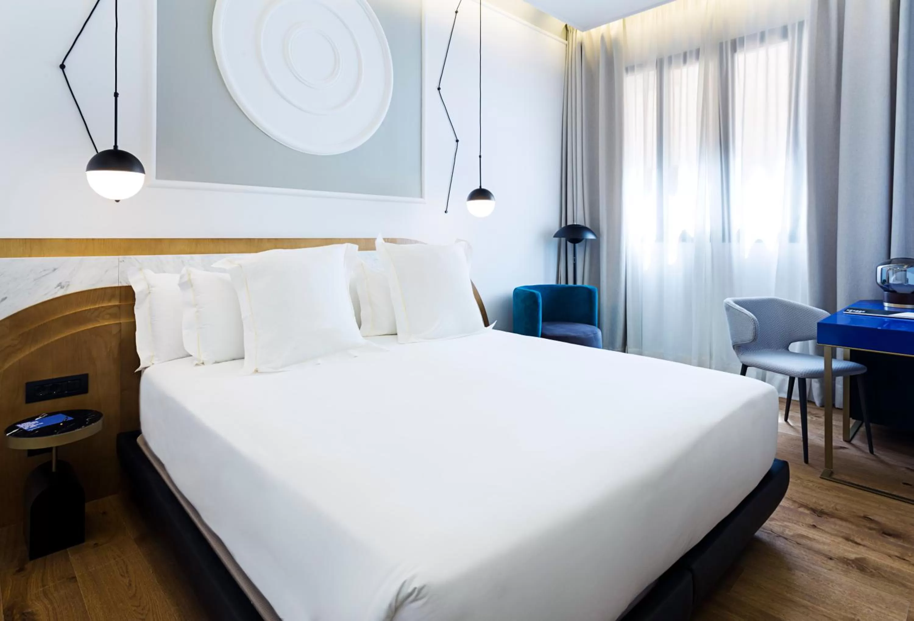 Bed in One Shot Fortuny