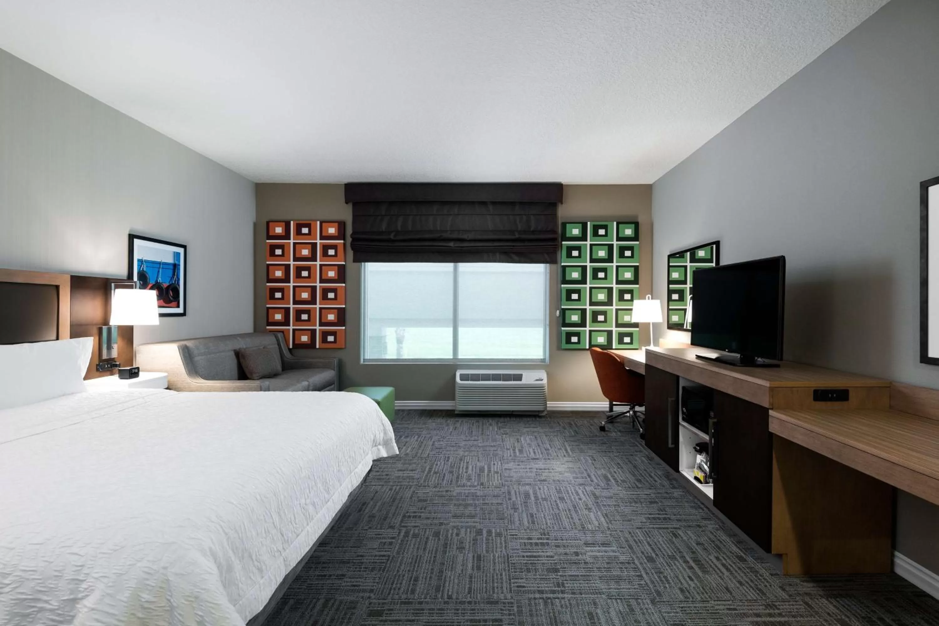 Bedroom, Bed in Hampton Inn & Suites West Melbourne-Palm Bay Road