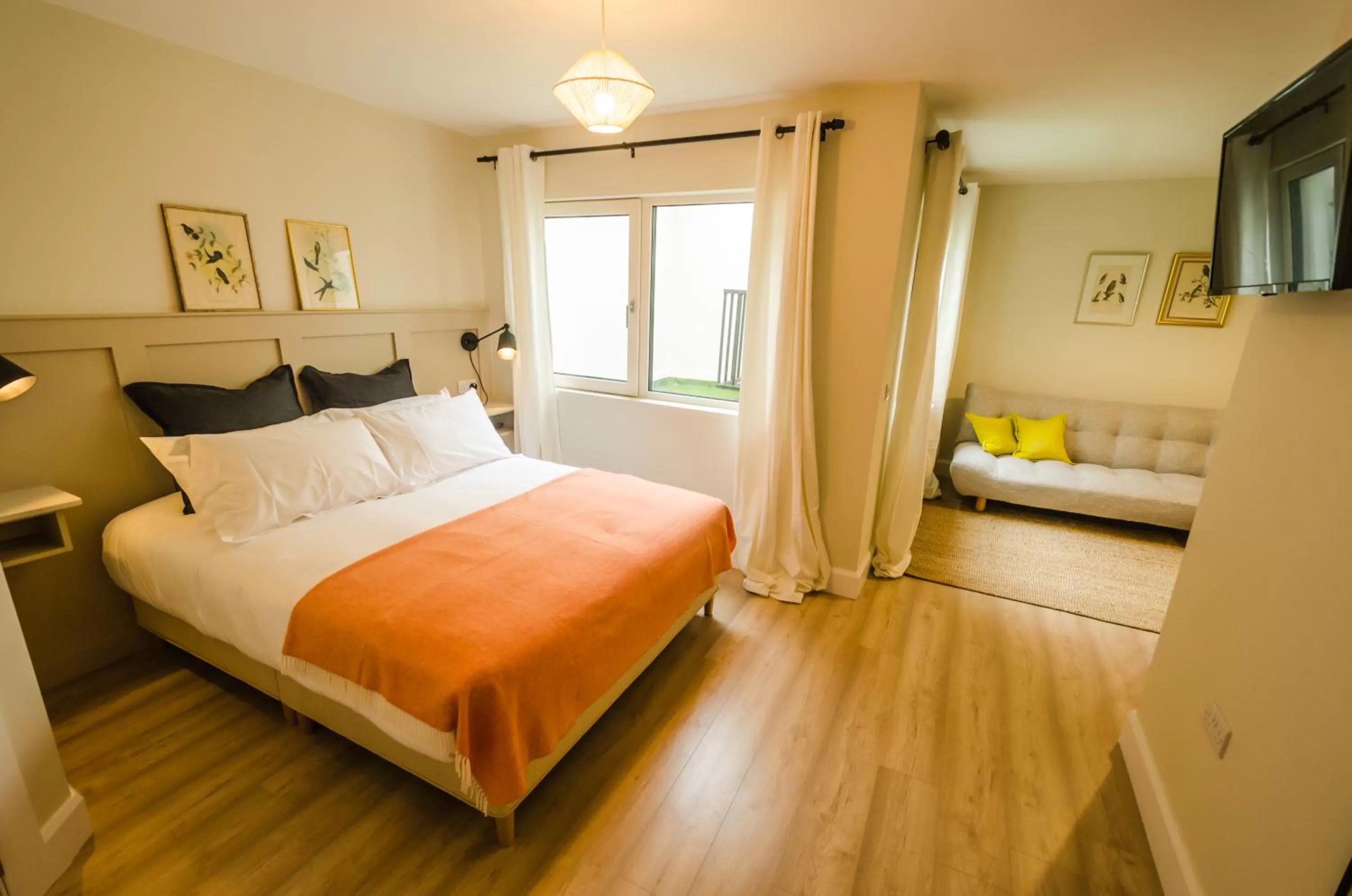 Rookery Lane Food and Lodging