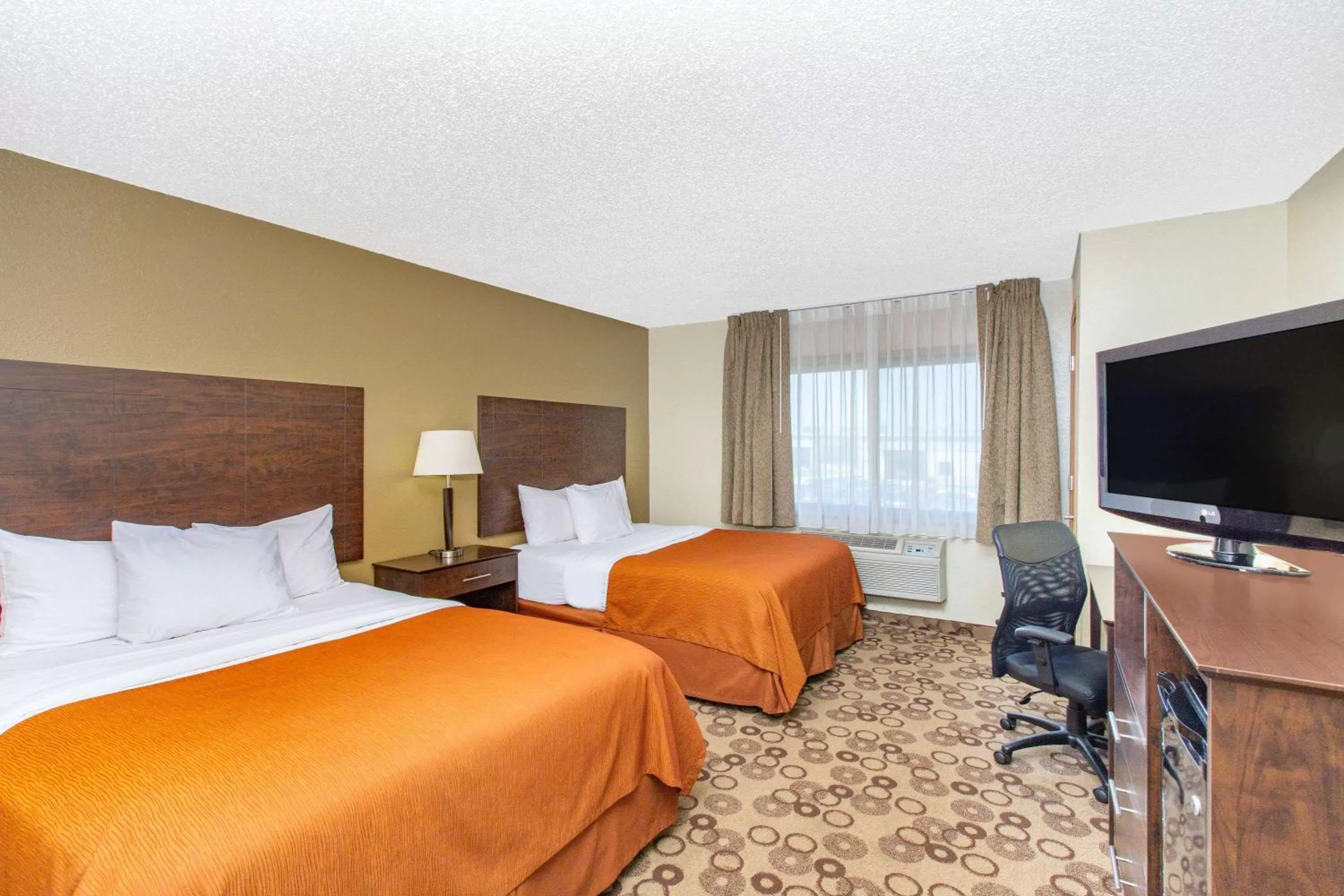 Queen Room with Two Queen Beds - Non-Smoking in Spark by Hilton Cedar Falls