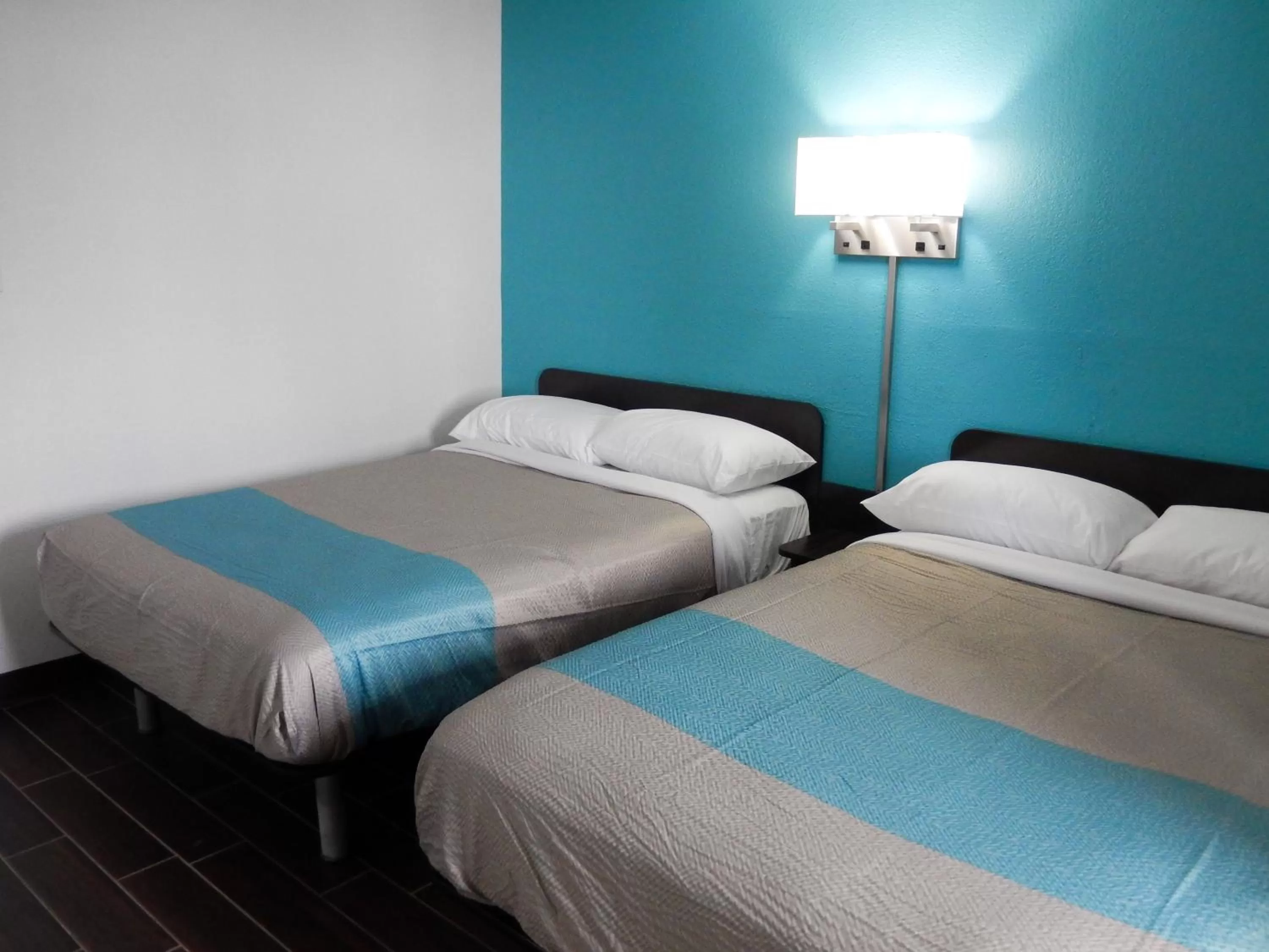 Bedroom, Bed in Motel 6-Portland, TX