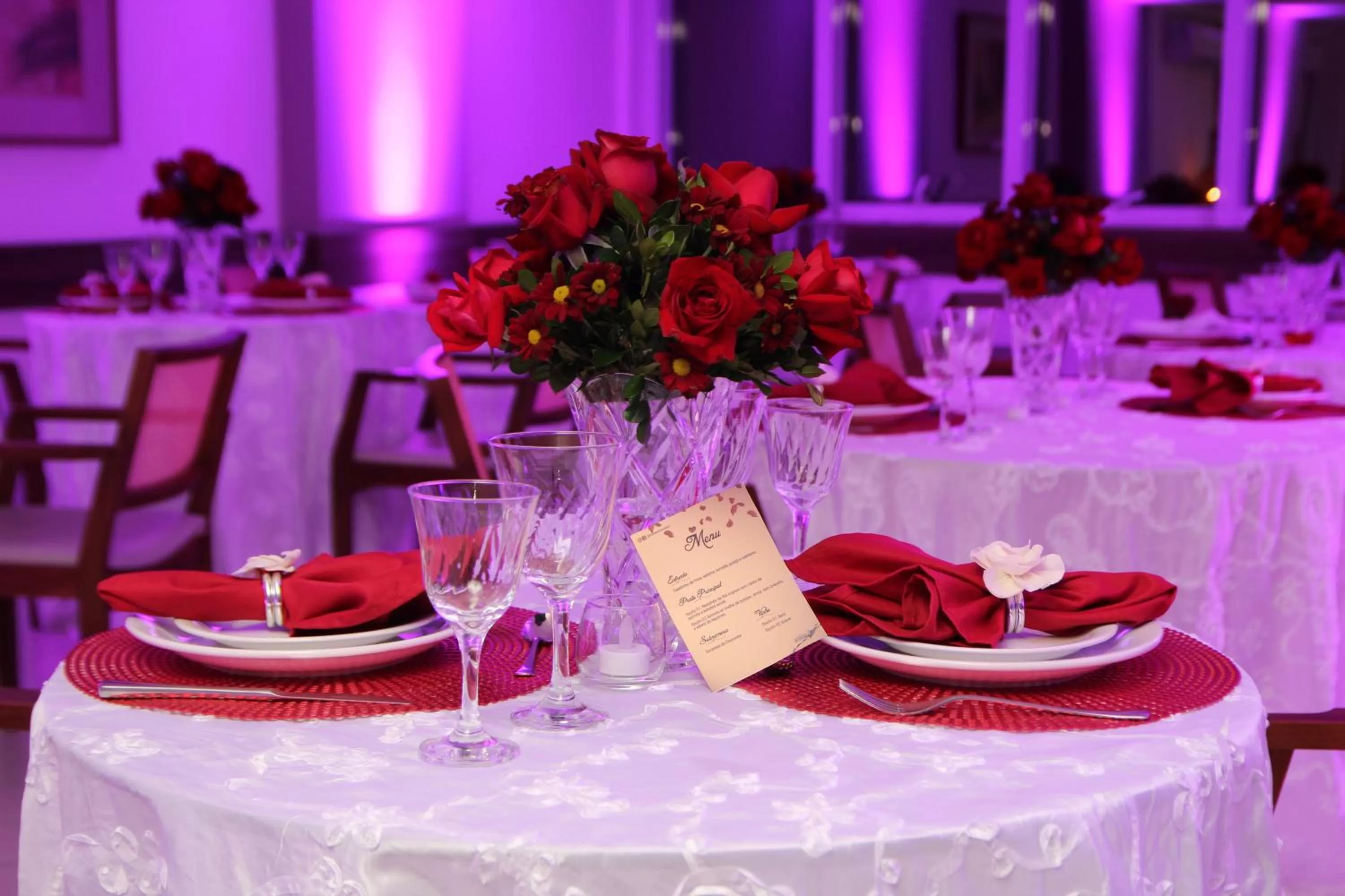 Restaurant/places to eat in Atmosfera Hotel