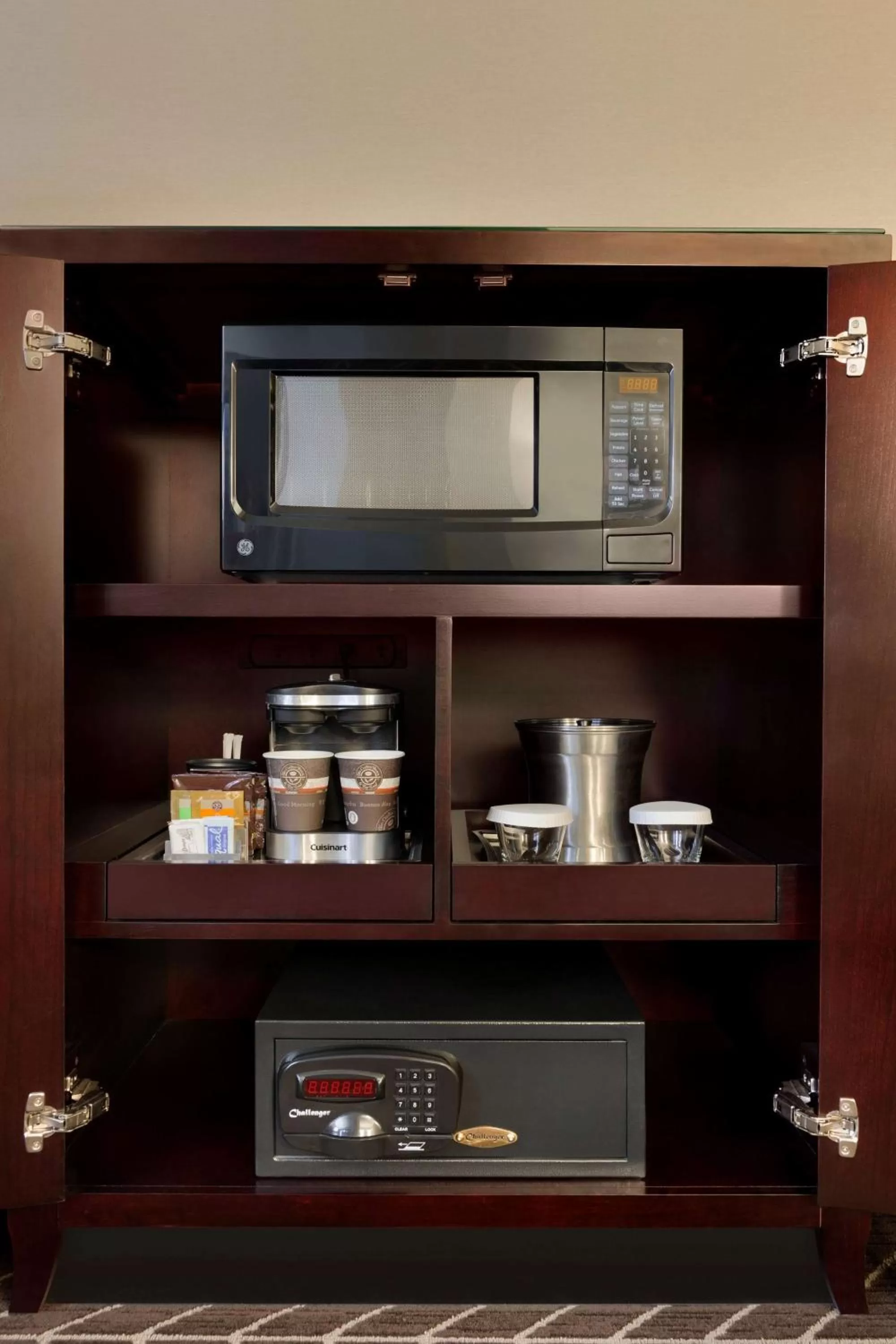 Bedroom in Hilton Arlington