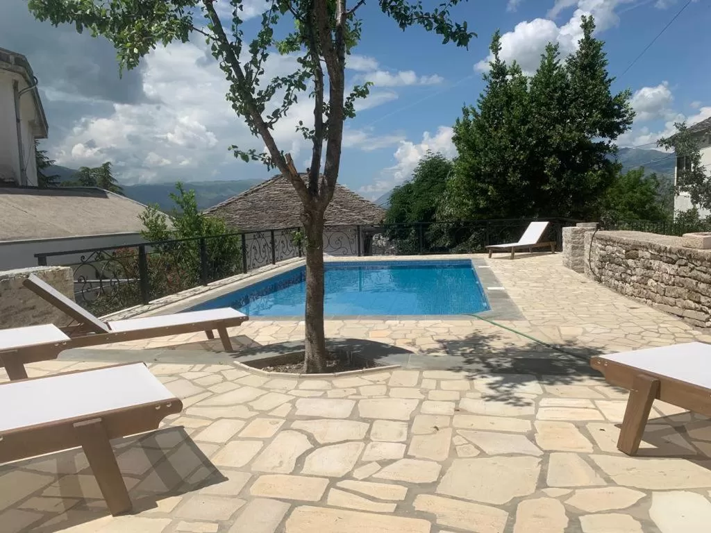 Swimming Pool in Hotel Gjirokastra