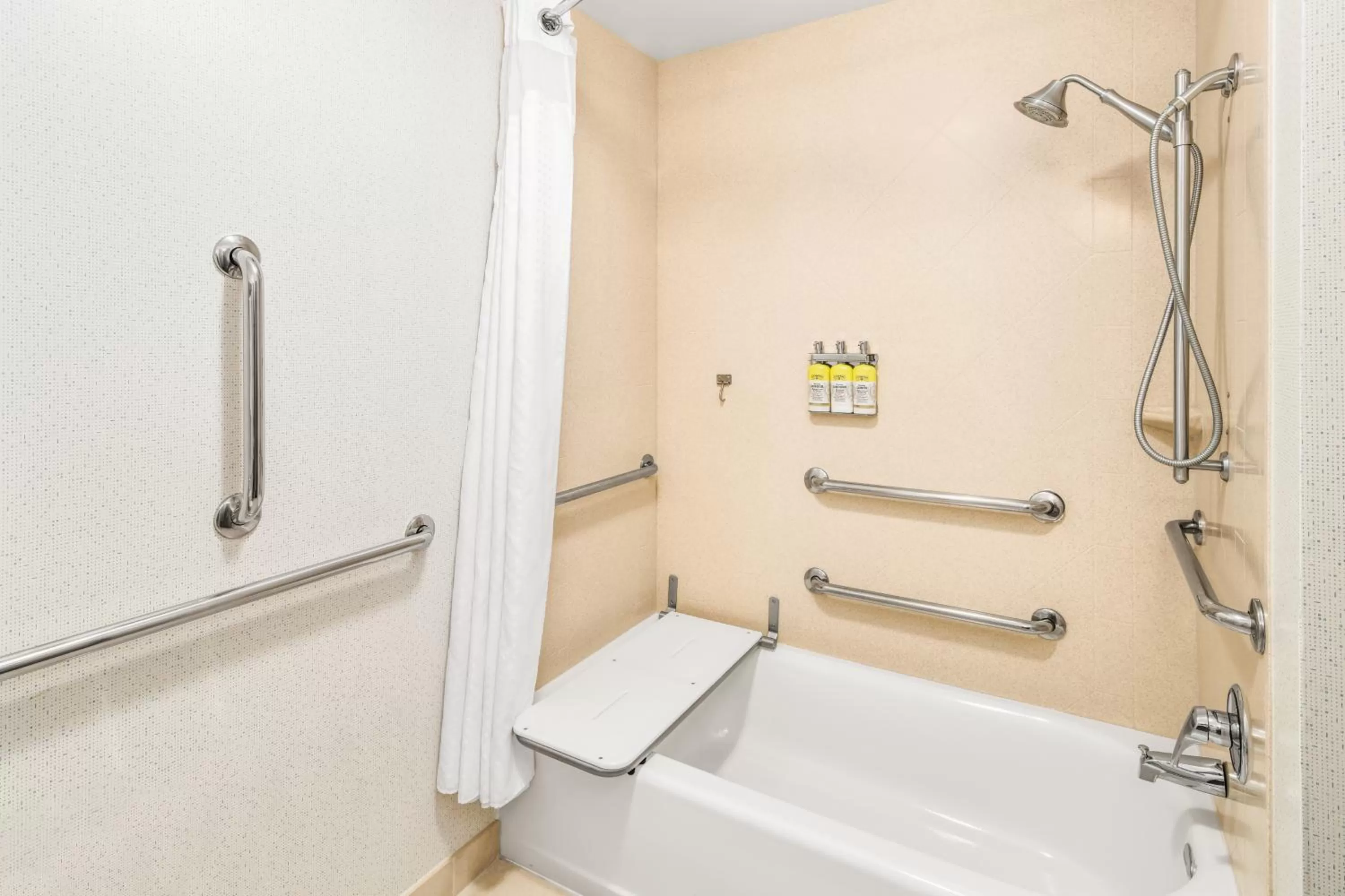Bathroom in Holiday Inn Express & Suites Wilmington-Newark by IHG