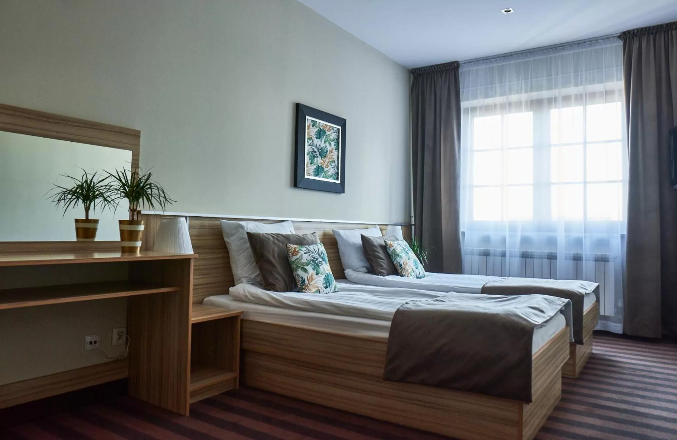 Photo of the whole room, Bed in Dworek