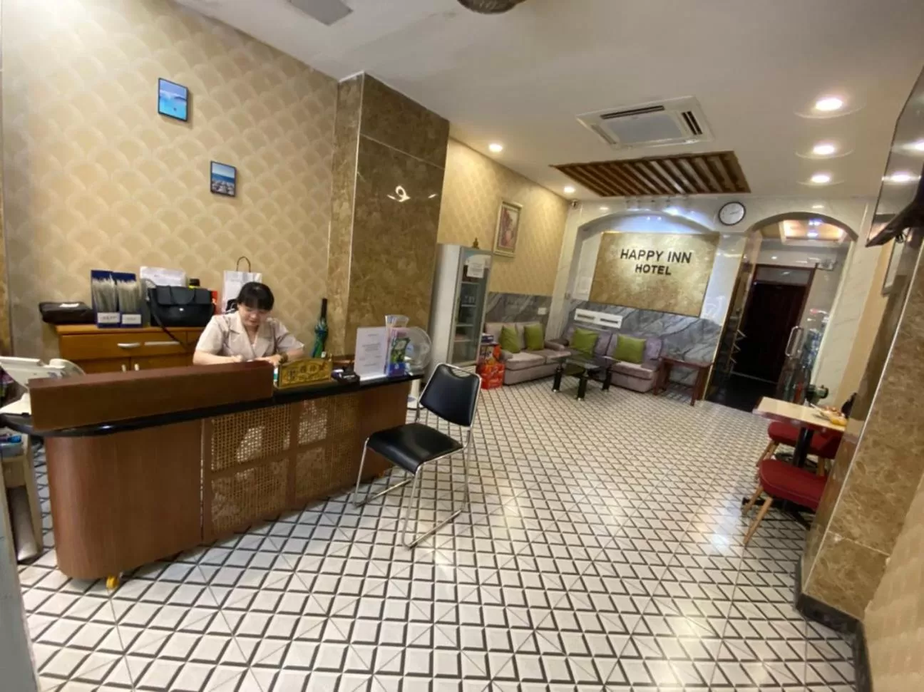 Lobby or reception in Nouveau Happy Inn - Bến Thành