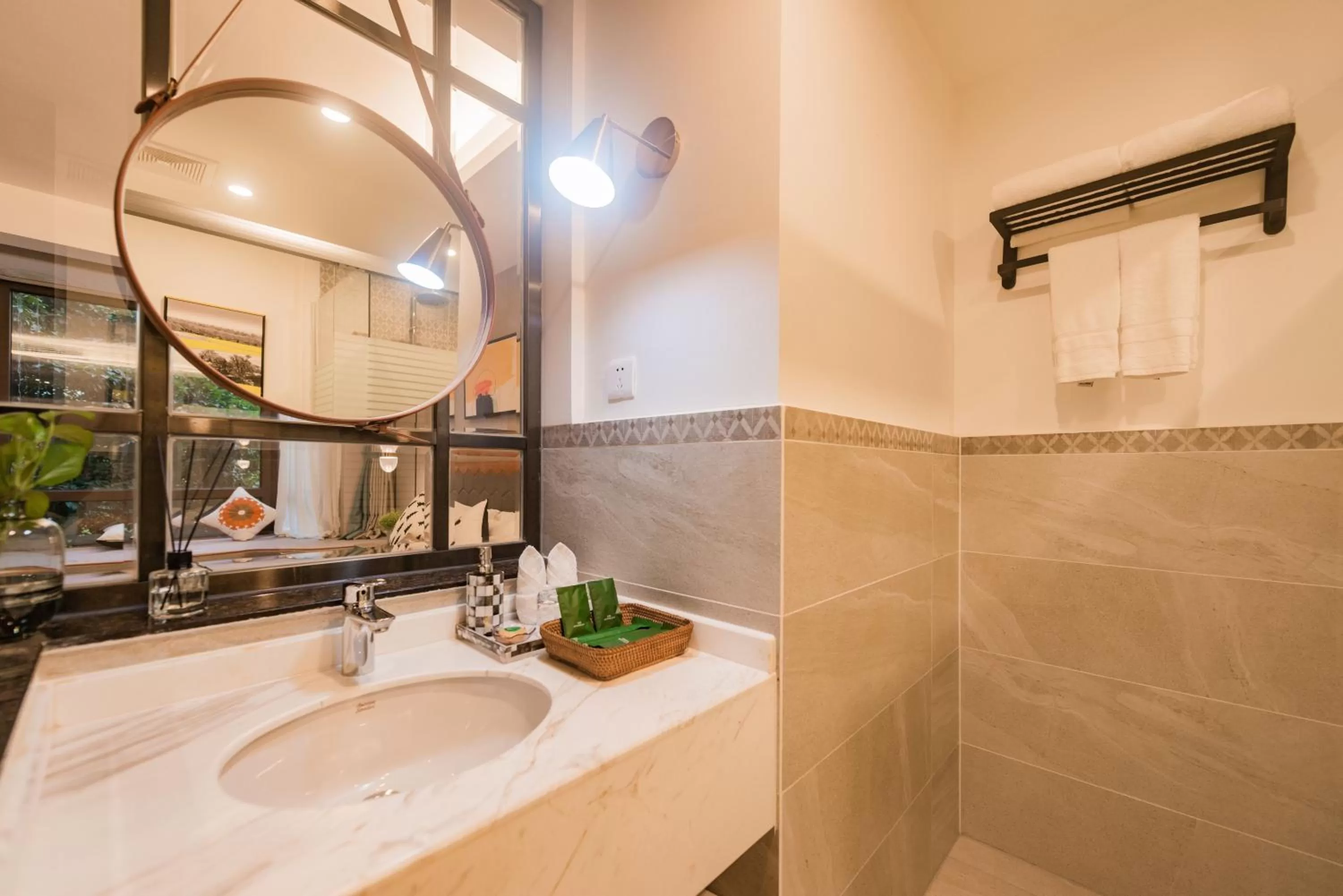 Bathroom in Li River Resort Villa Hotel