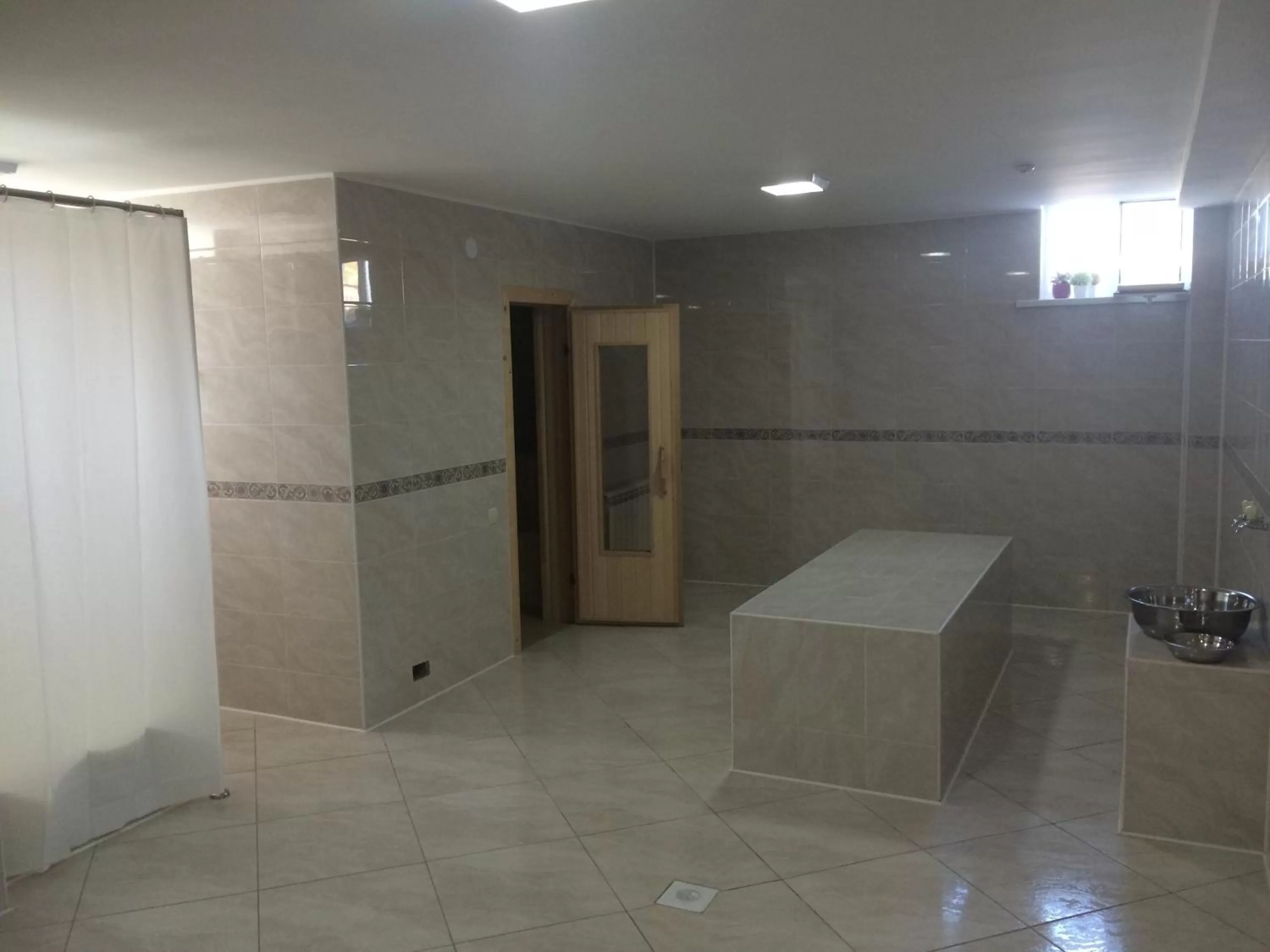 Spa and wellness centre/facilities, Bathroom in Hotel Laeti-Zhaiyk