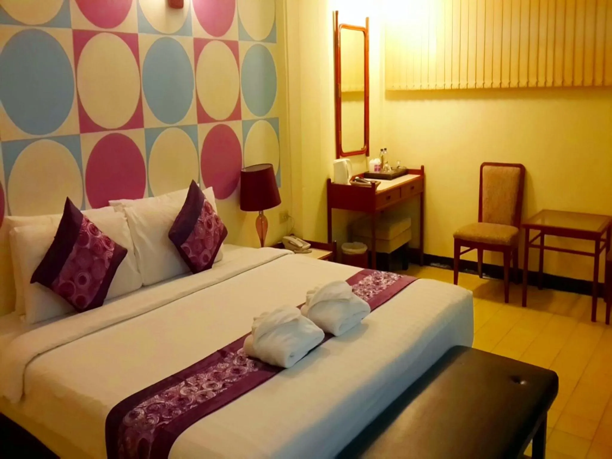 Bedroom, Bed in Sawasdee Sukhumvit Inn