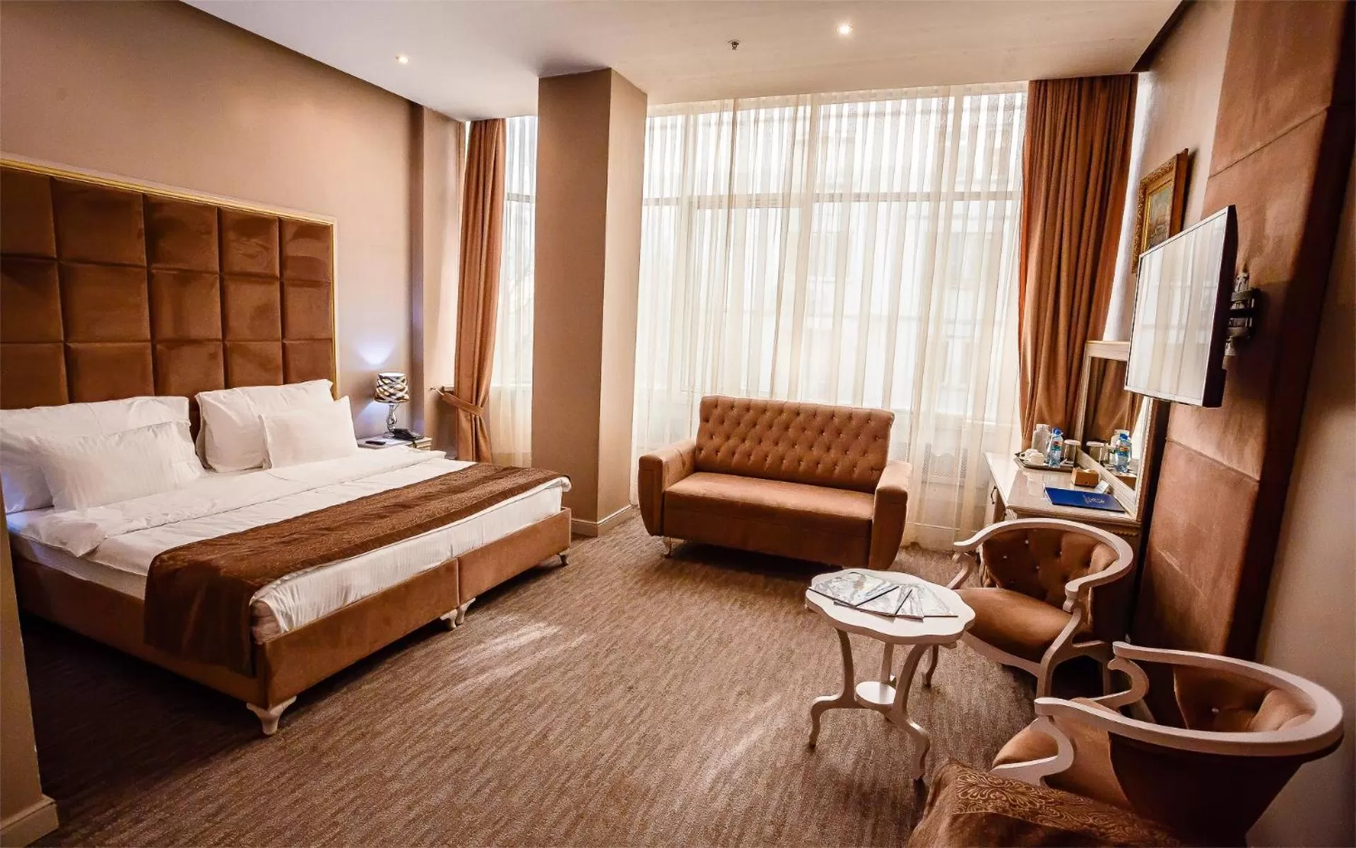 Photo of the whole room, Bed in Grand Sapphire Hotel