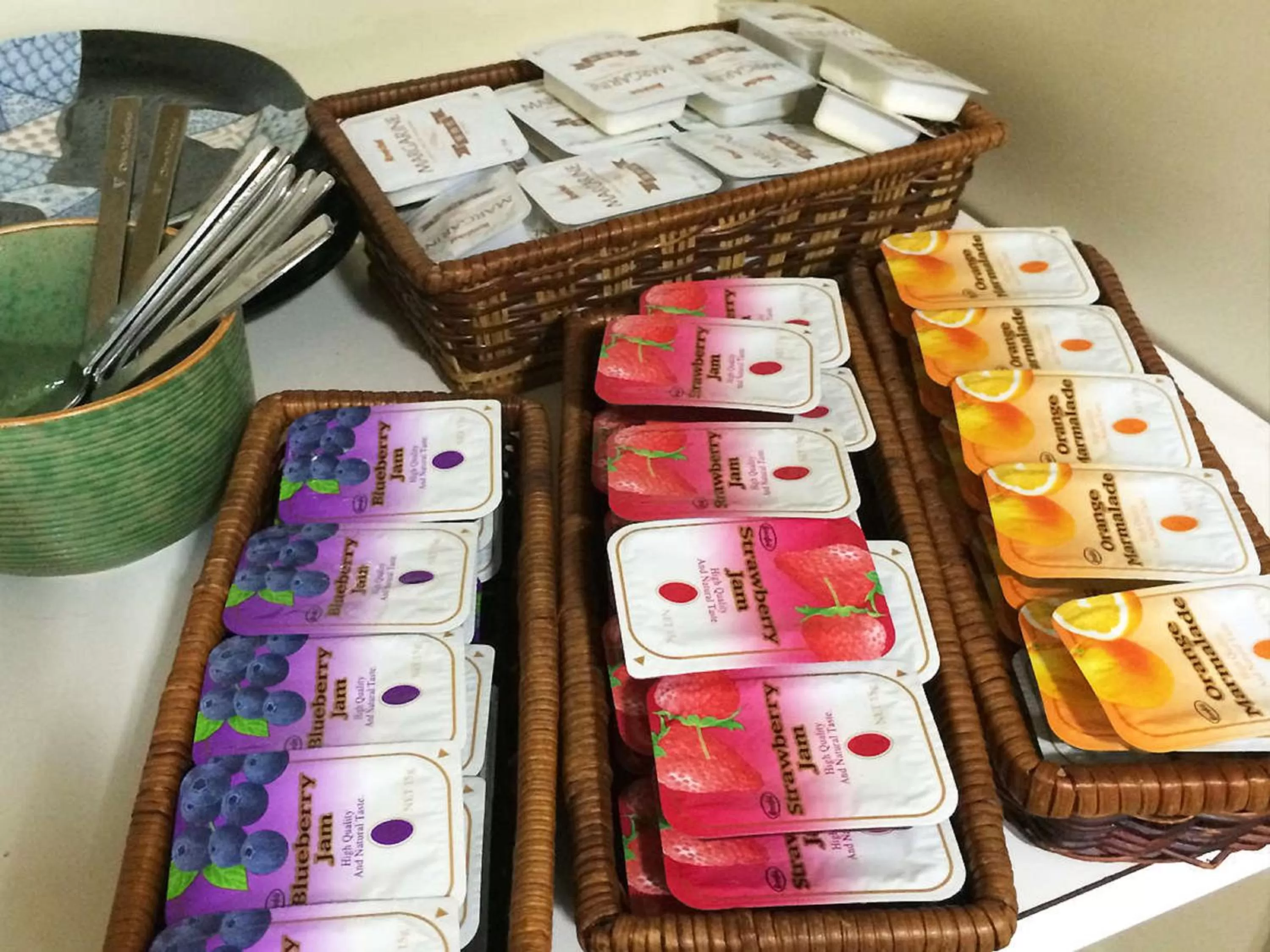 Restaurant/places to eat in Ace Inn Kariya