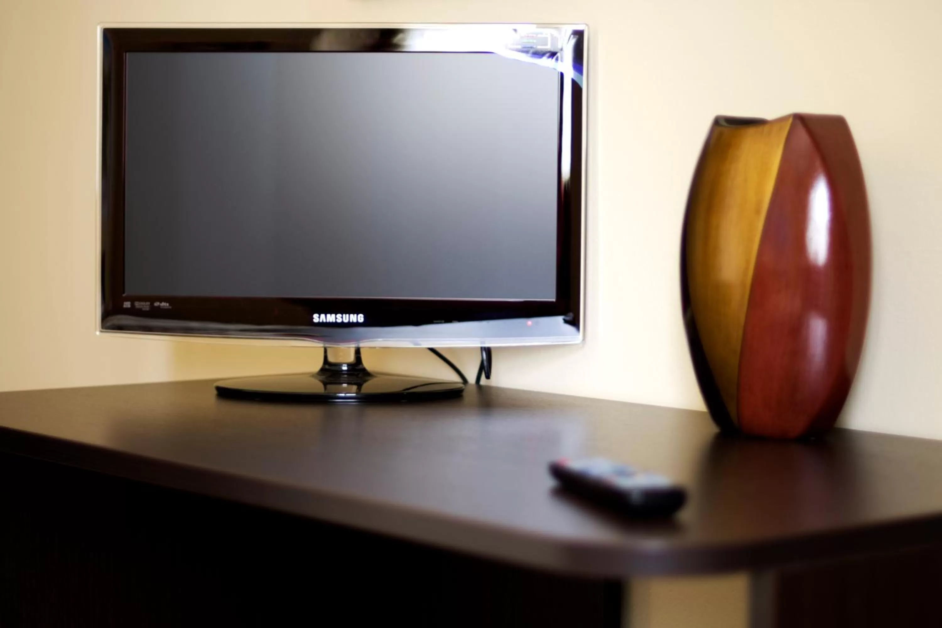 TV and multimedia, TV/Entertainment Center in B&B La Porta Accanto