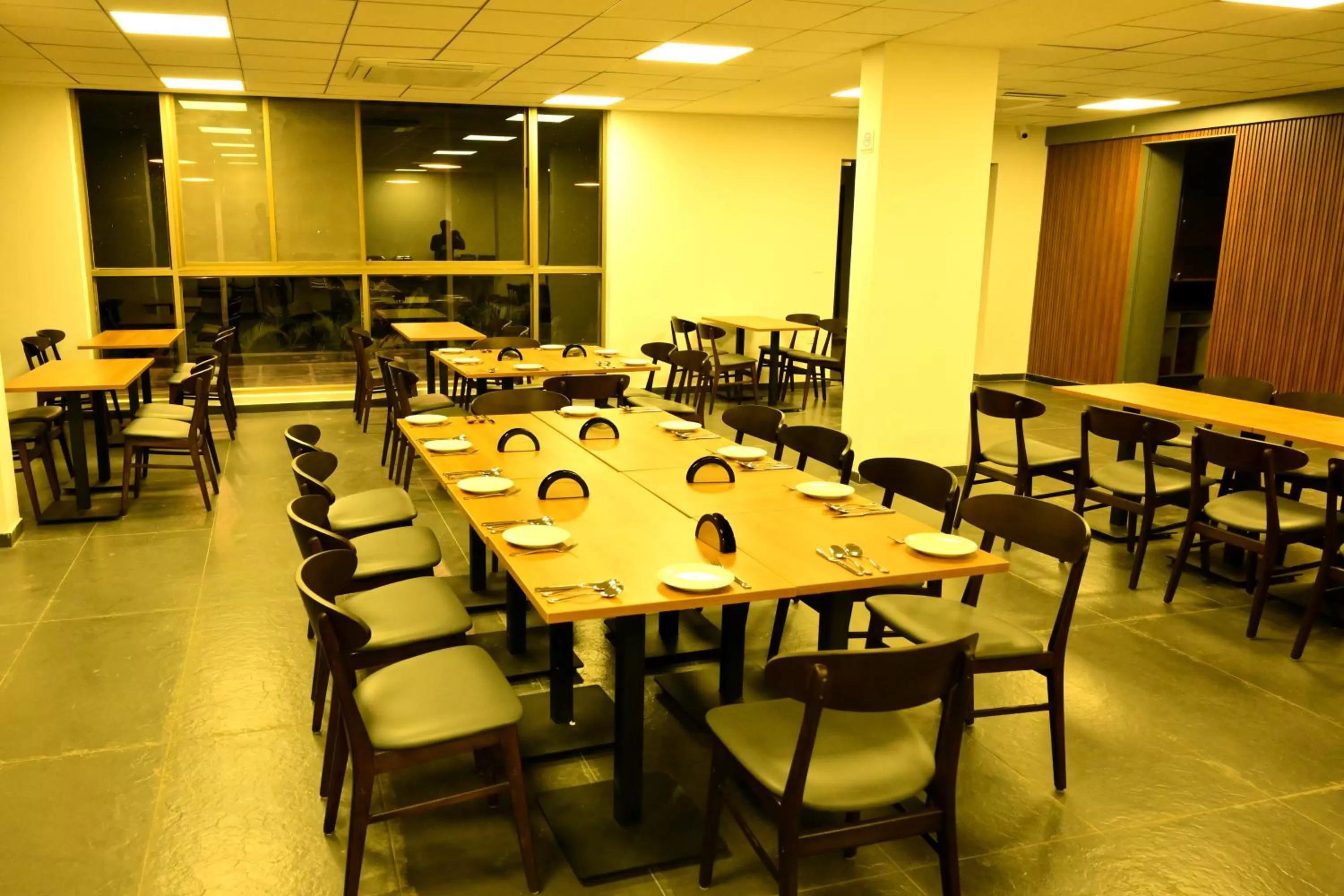 Restaurant/places to eat in Clarks Inn Express, KRS road-Mandya, Mysore