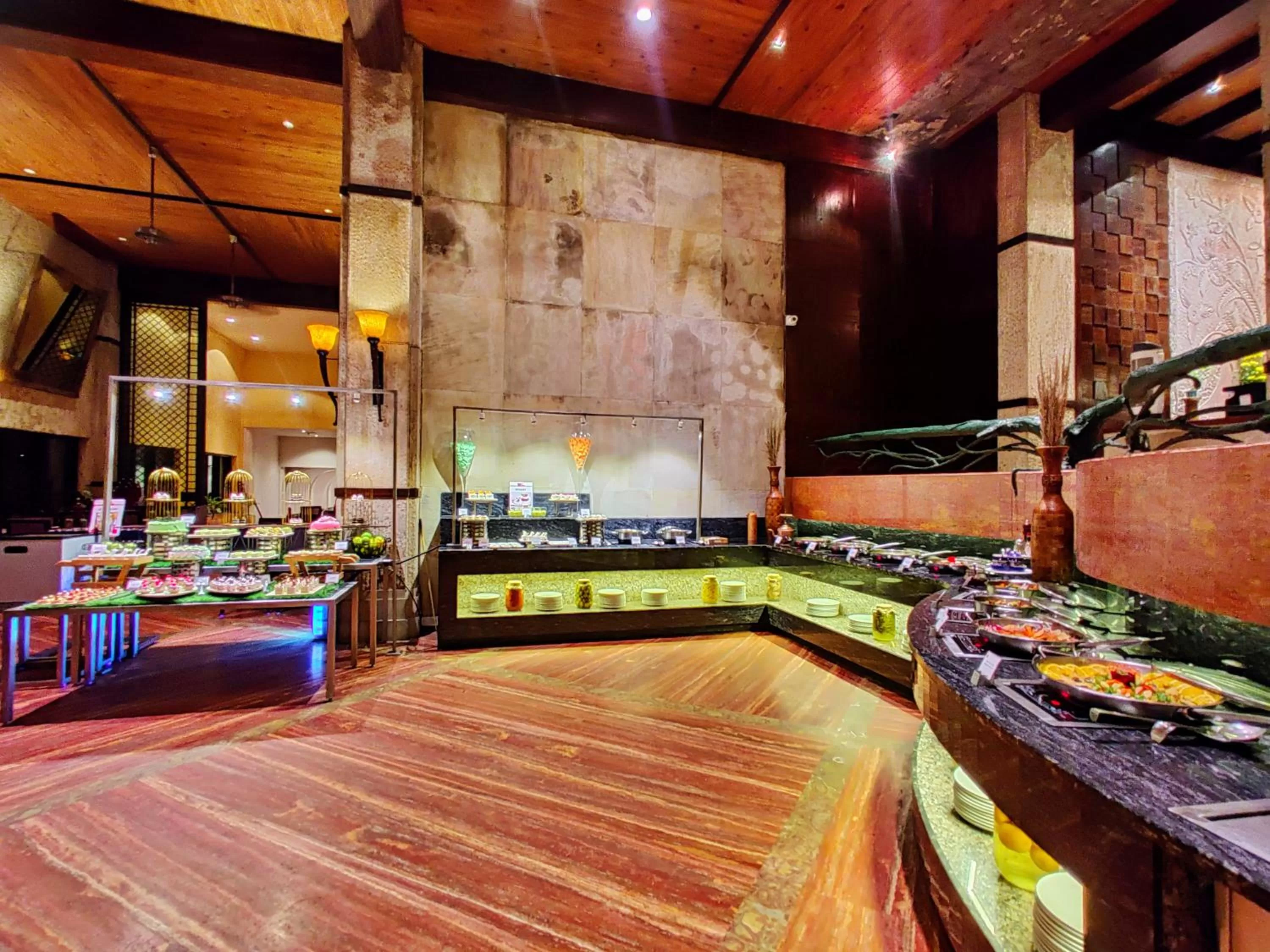 Food in Fariyas Resort Lonavala