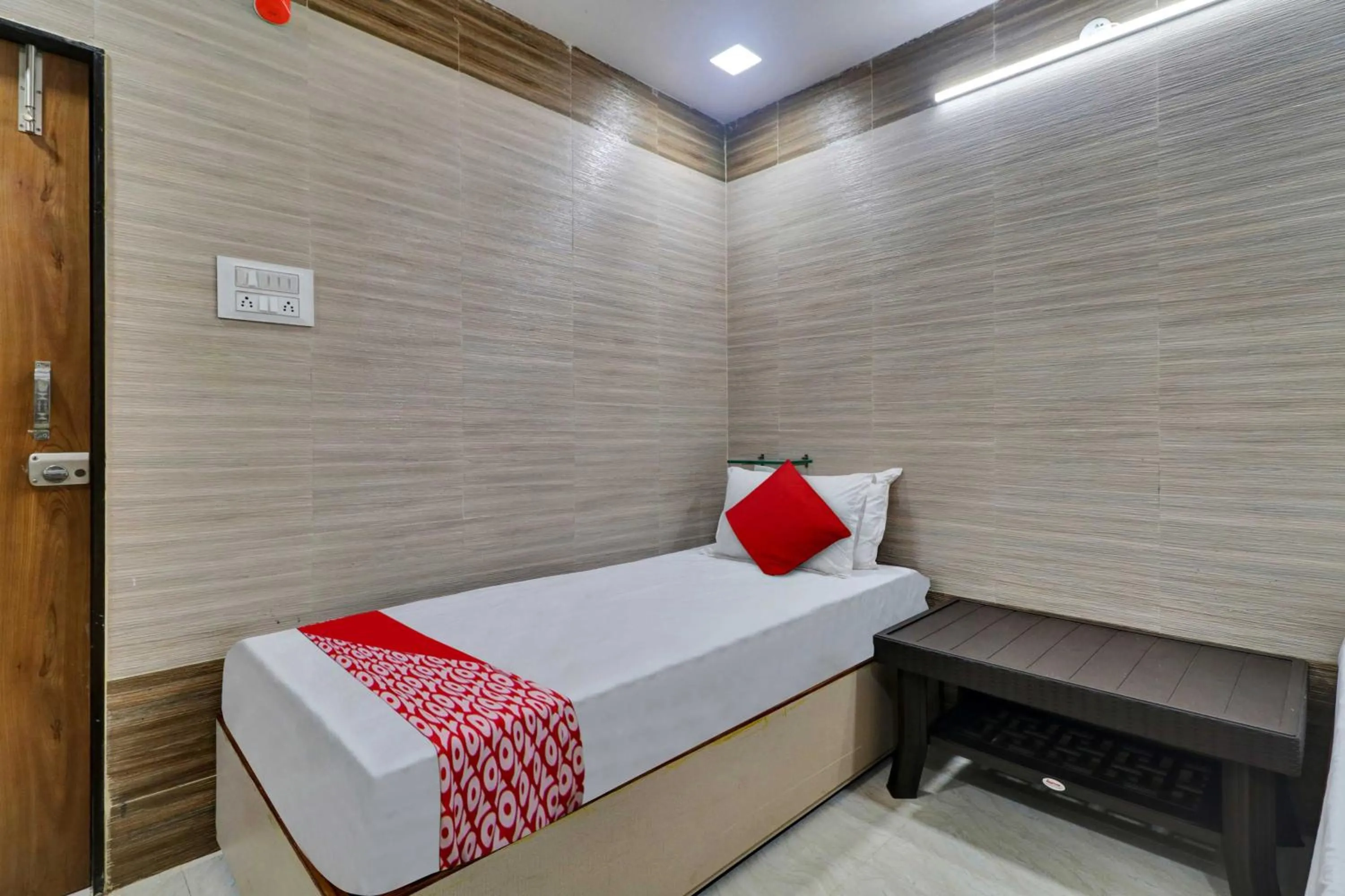 Bedroom, Bed in Hotel Vallabha Residency
