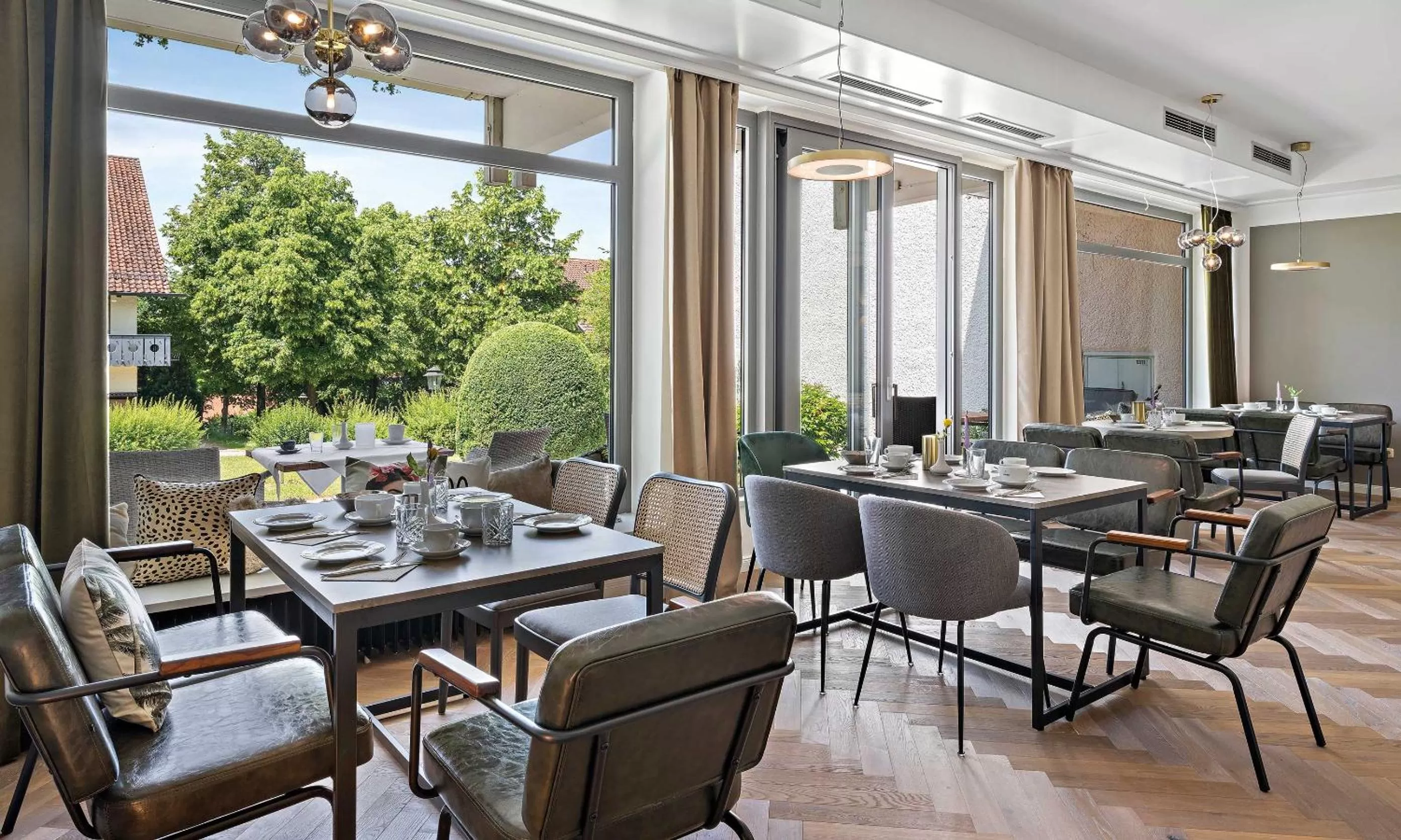 Restaurant/Places to Eat in Hotel St Leonhard