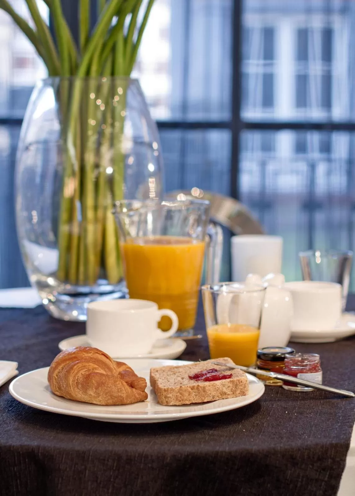 Restaurant/places to eat in Gran Hotel España