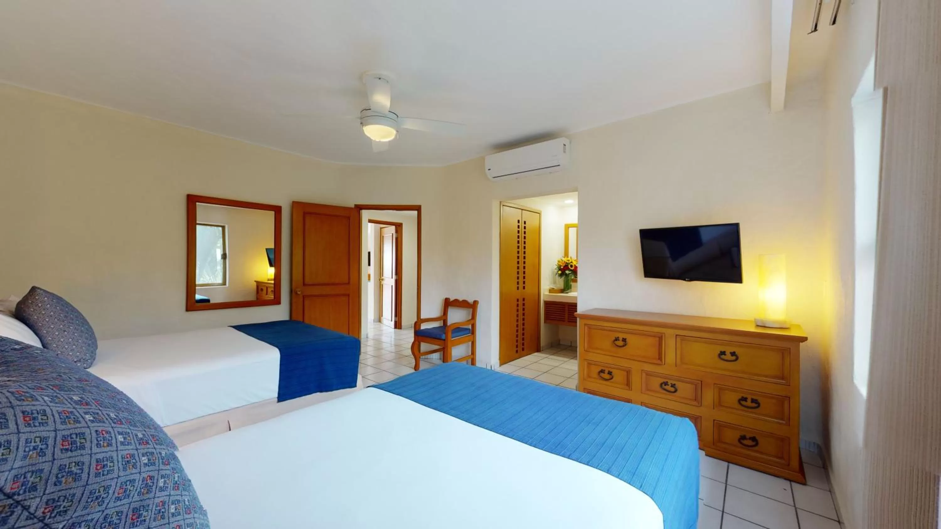 Bed in Park Royal Homestay Los Tules Puerto Vallarta