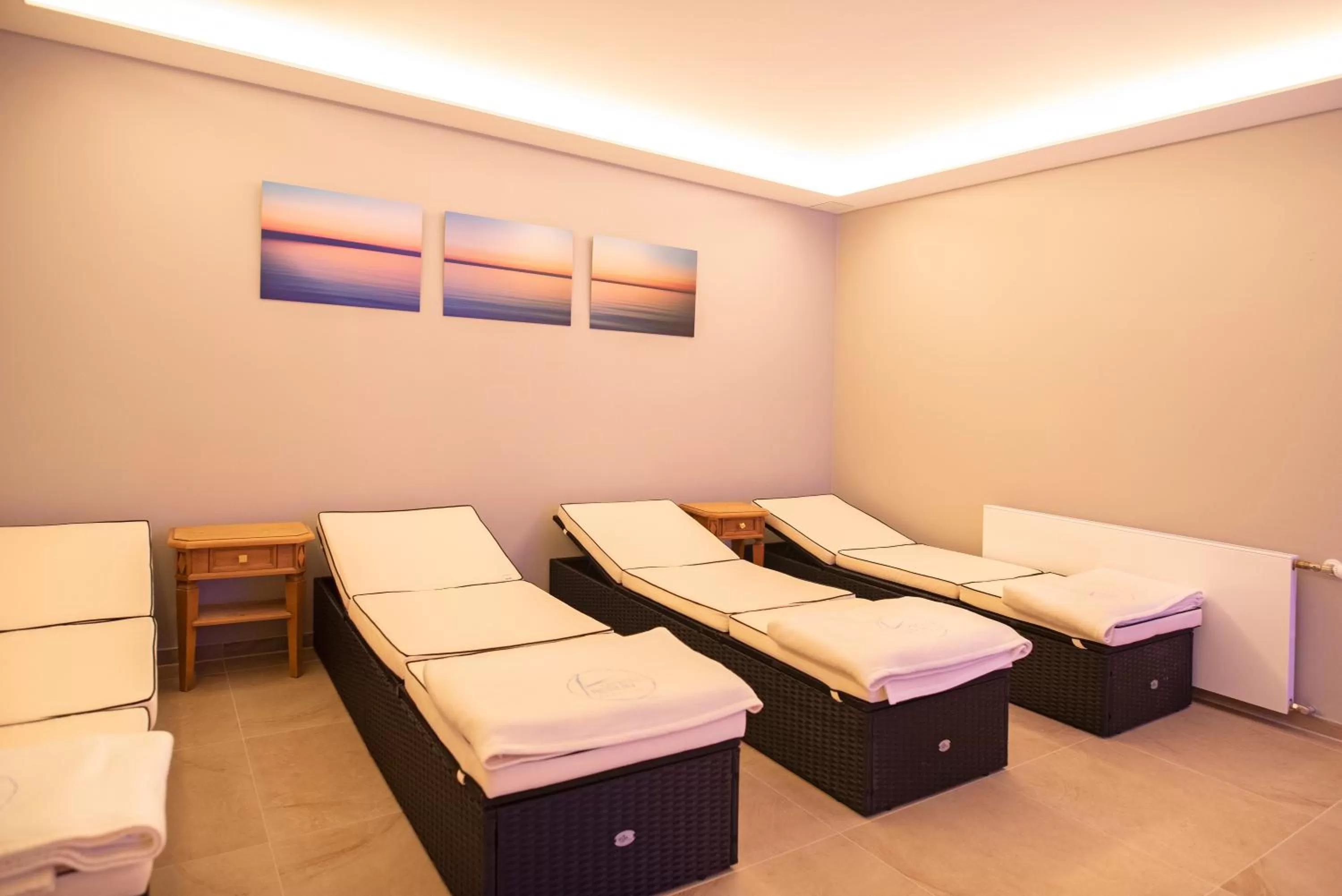 Sauna, Bed in Hotel Berlin Tegernsee