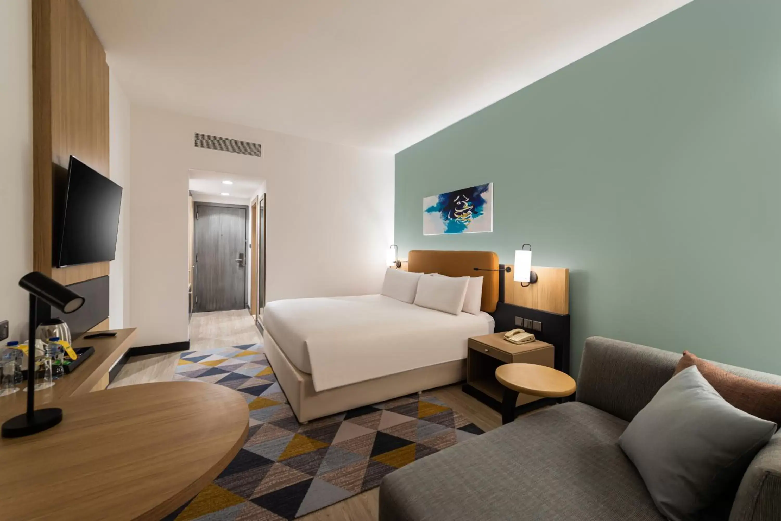 Standard King Room - Non-Smoking in Holiday Inn Riyadh Al Qasr by IHG Standard King Room - Non-Smoking in Holiday Inn Riyadh Al Qasr by IHG